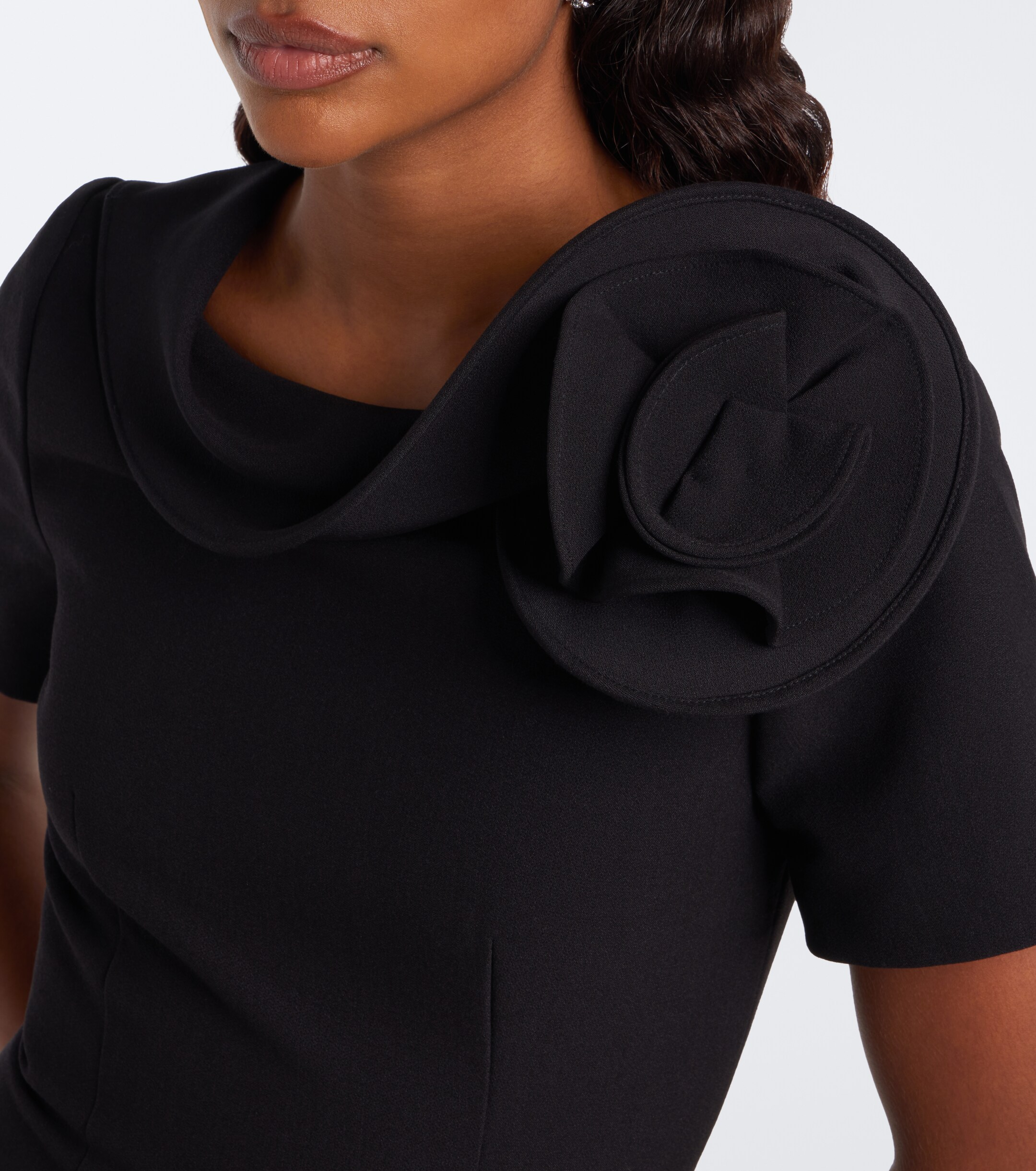Roland Mouret Roland Mouret Floral-appliqué crêpe midi dress