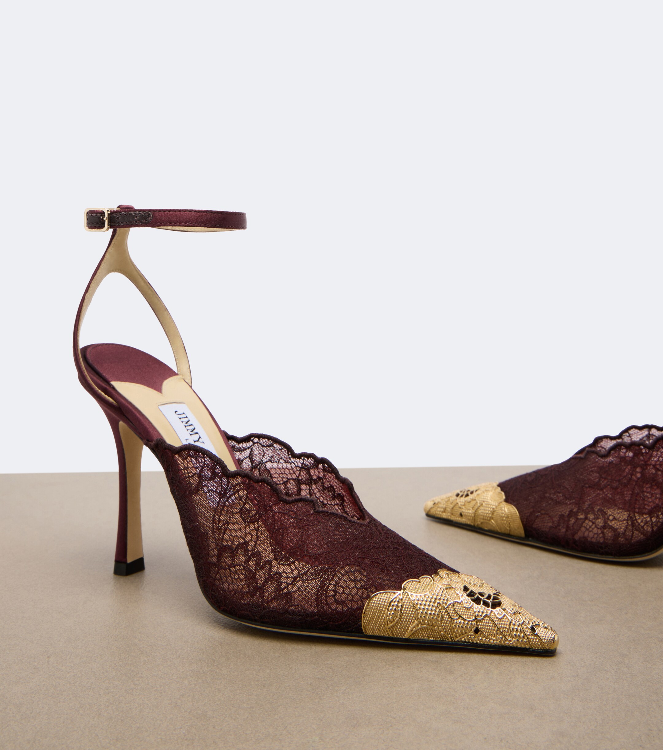 JIMMY CHOO Jimmy Choo Faiz lace pumps