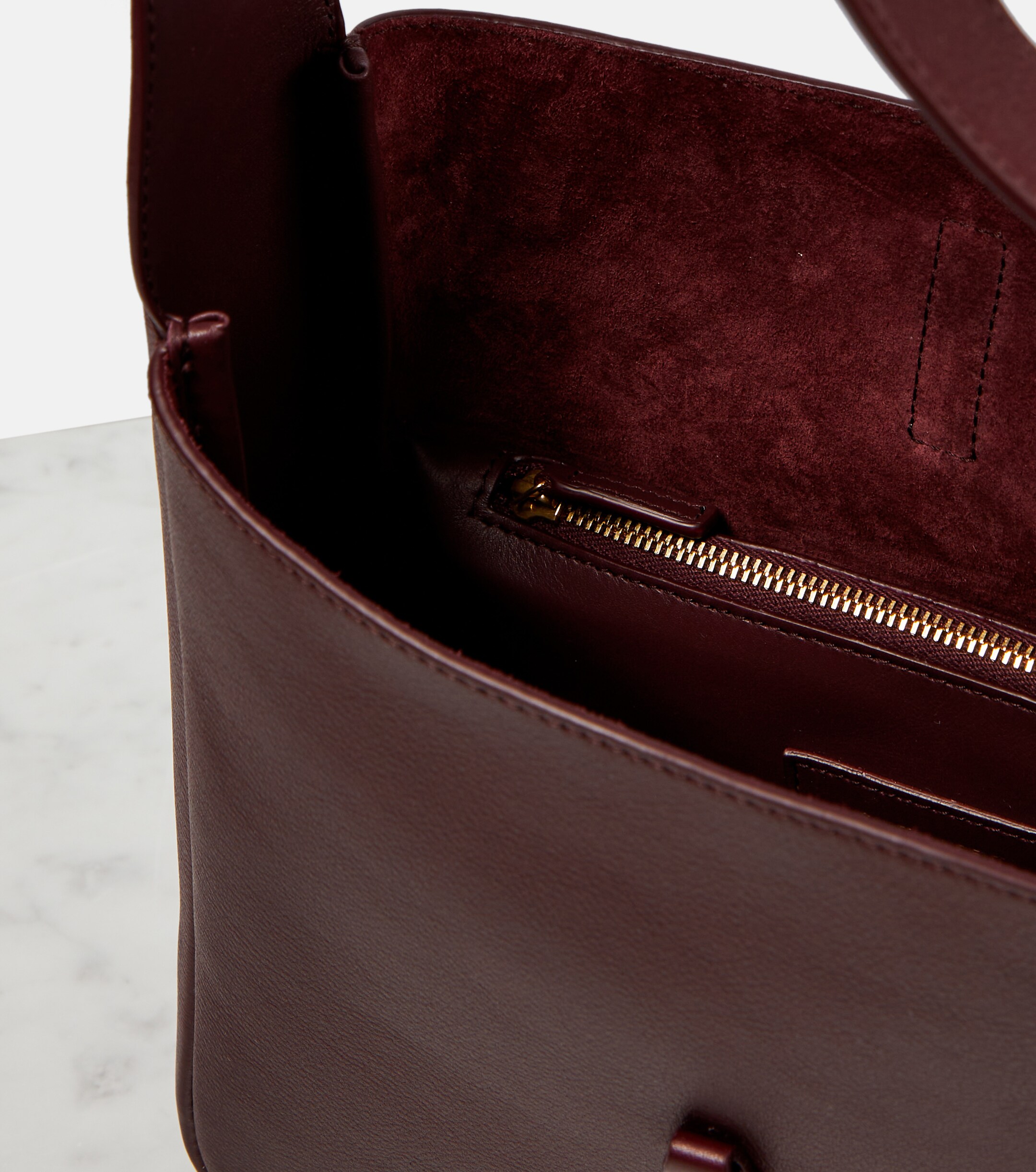 Saint Laurent Le 5 à 7 Small leather shoulder bag