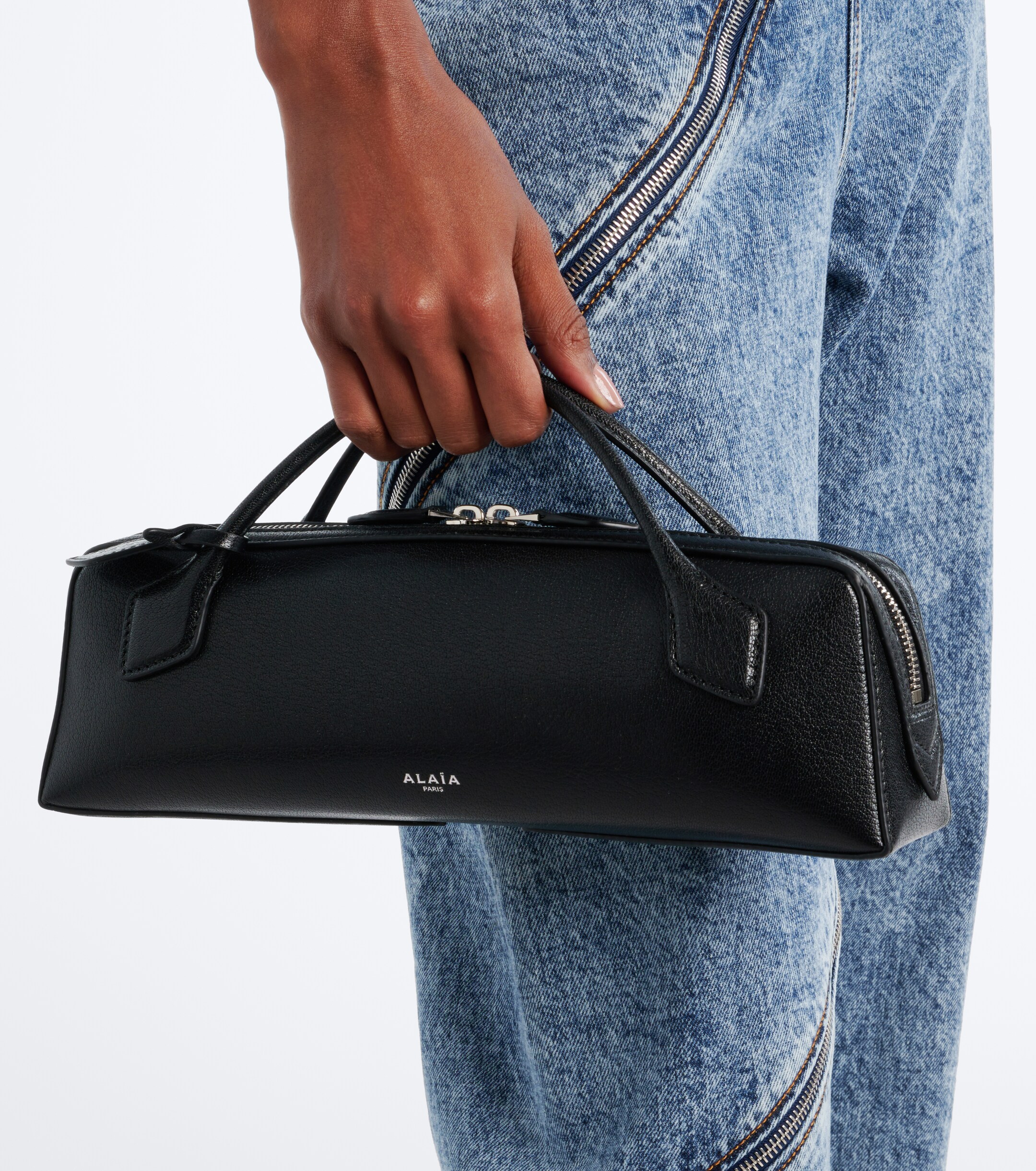 Alaïa Le Teckel Small leather clutch