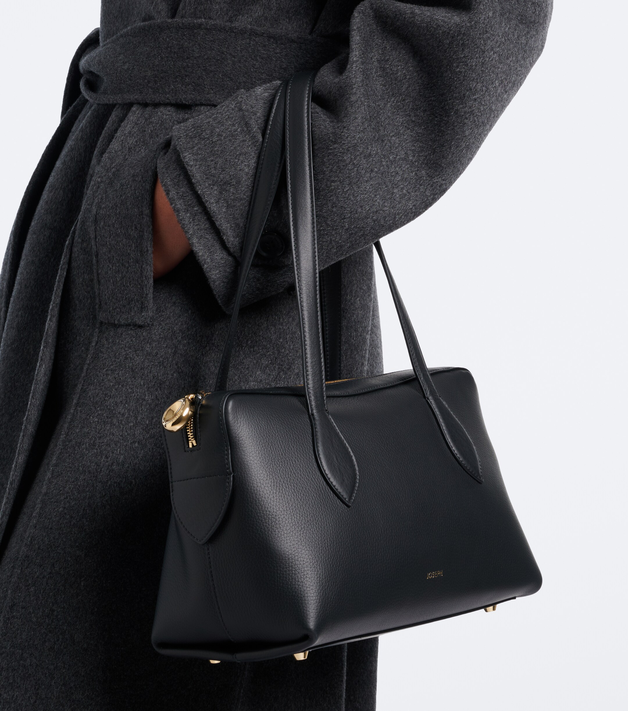 JOSEPH Joseph Loaf Medium leather shoulder bag