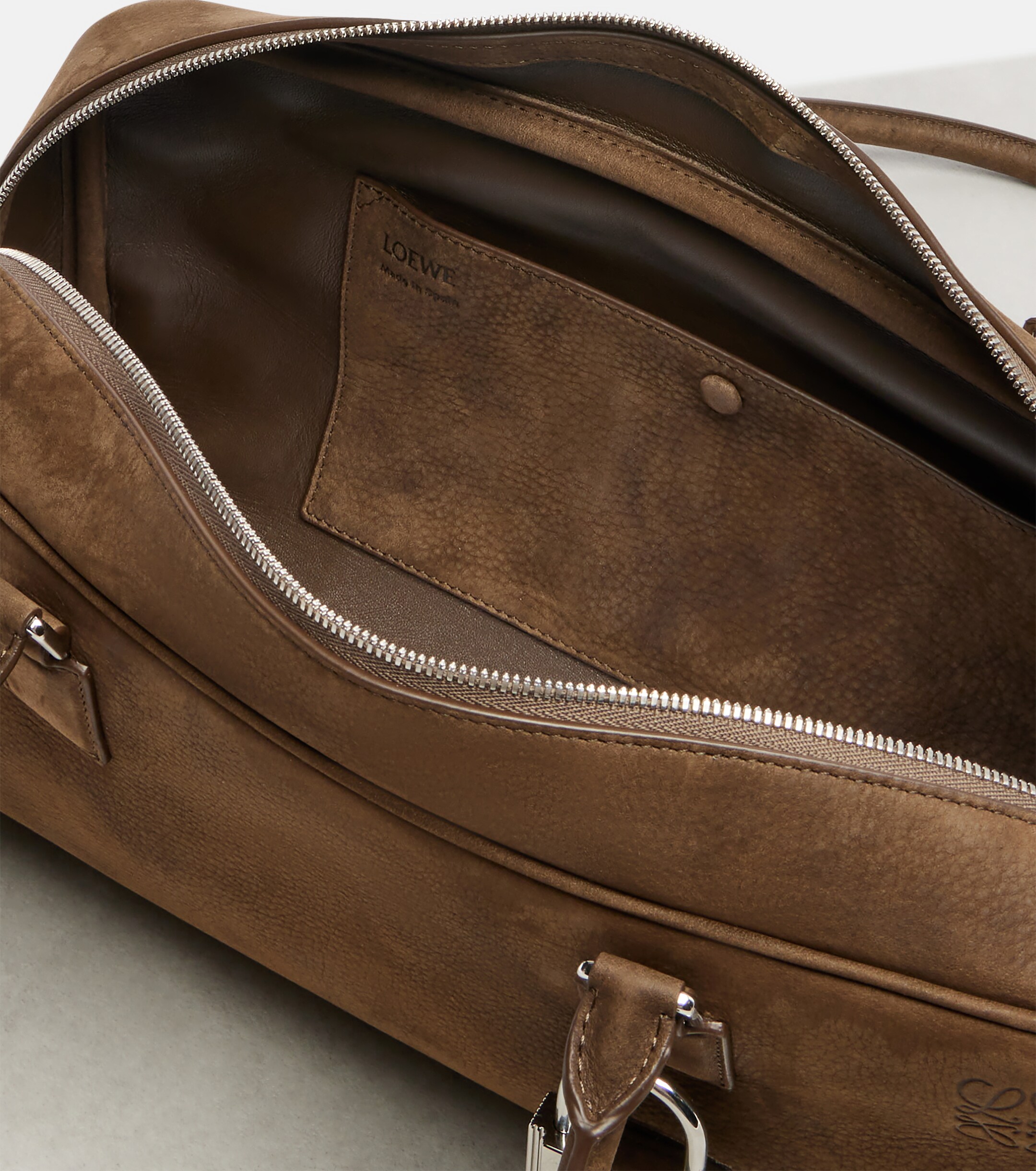 Loewe Amazona 31 leather shoulder bag