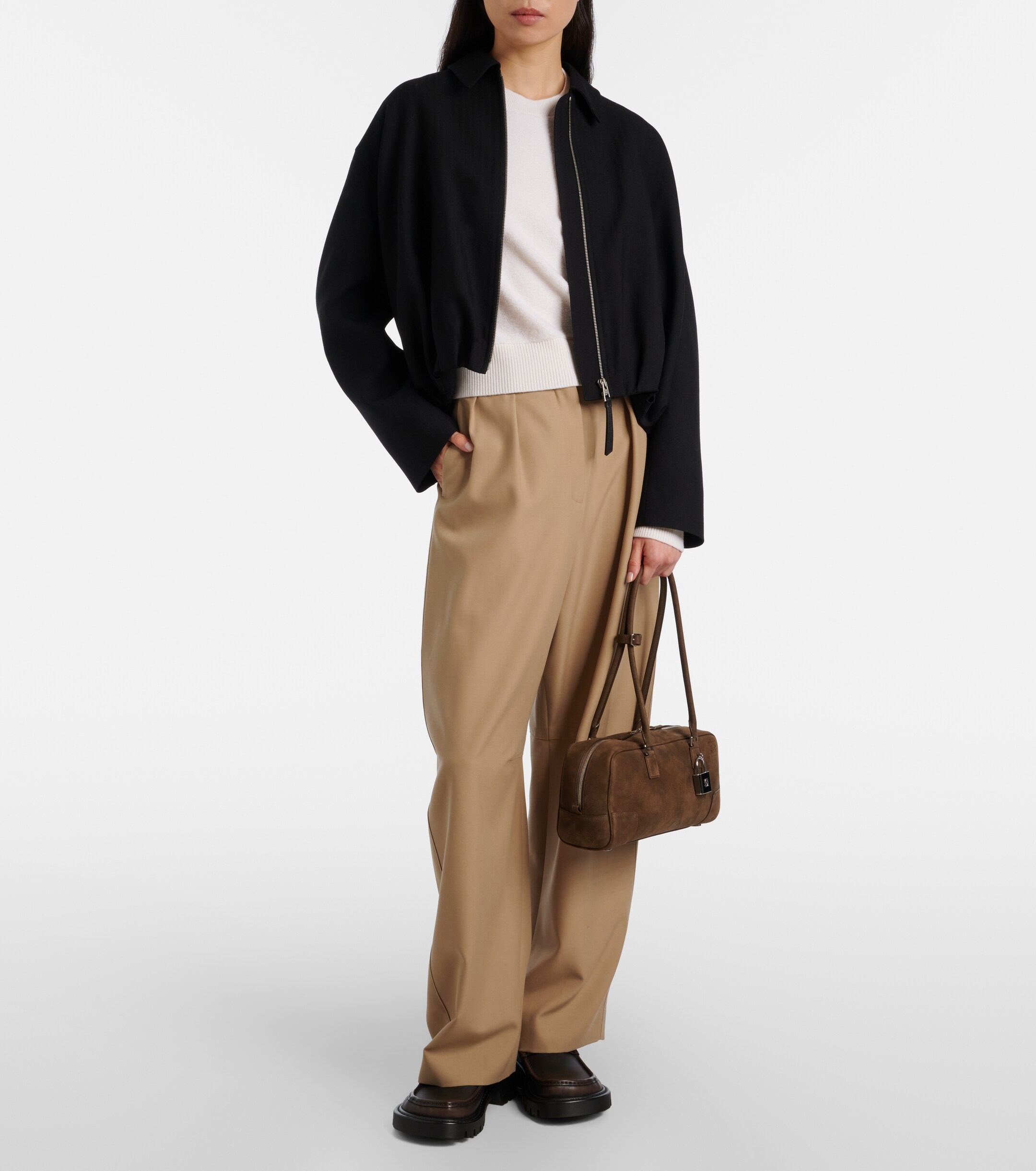 Loewe Amazona 31 leather shoulder bag