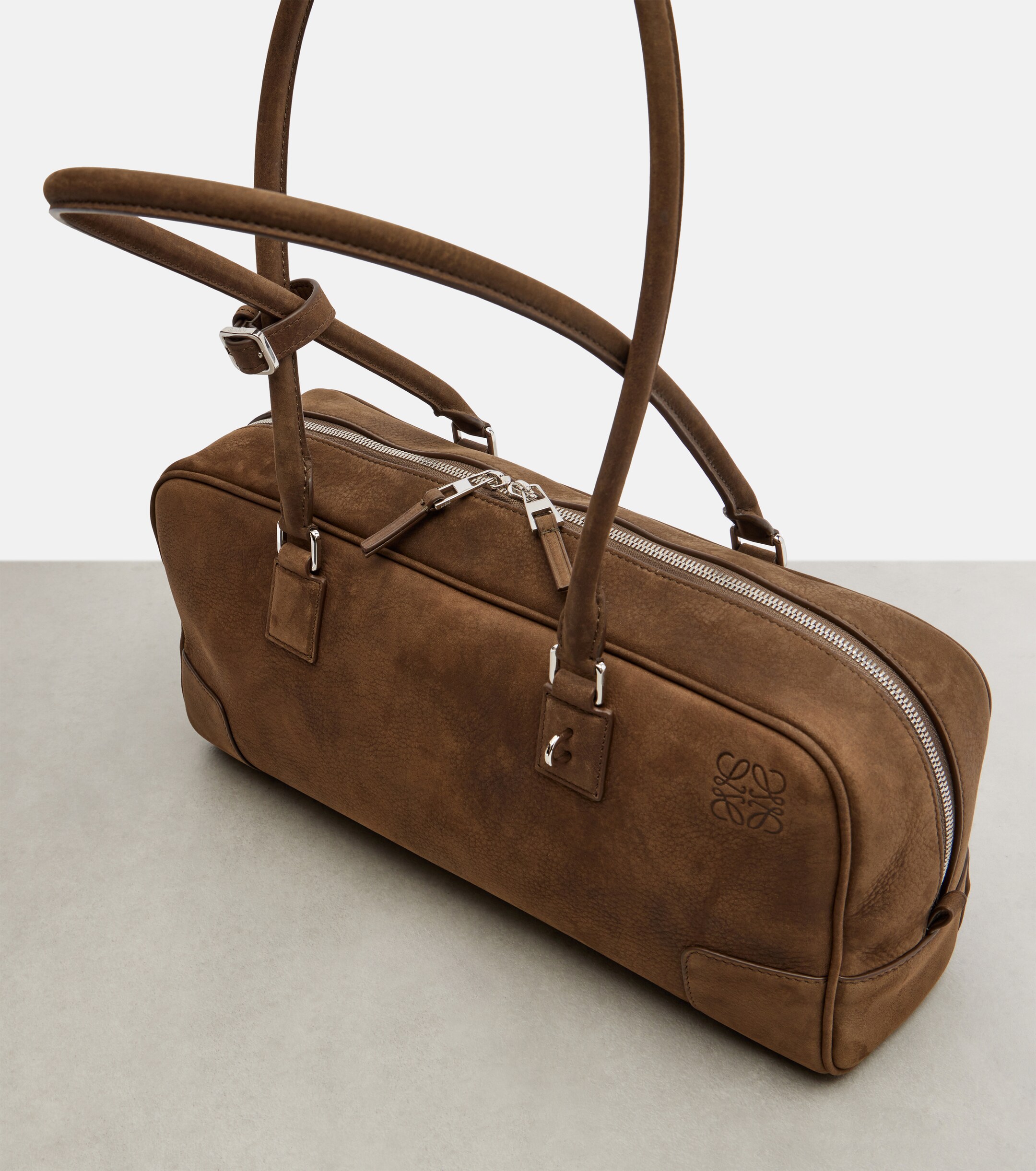 Loewe Amazona 31 leather shoulder bag