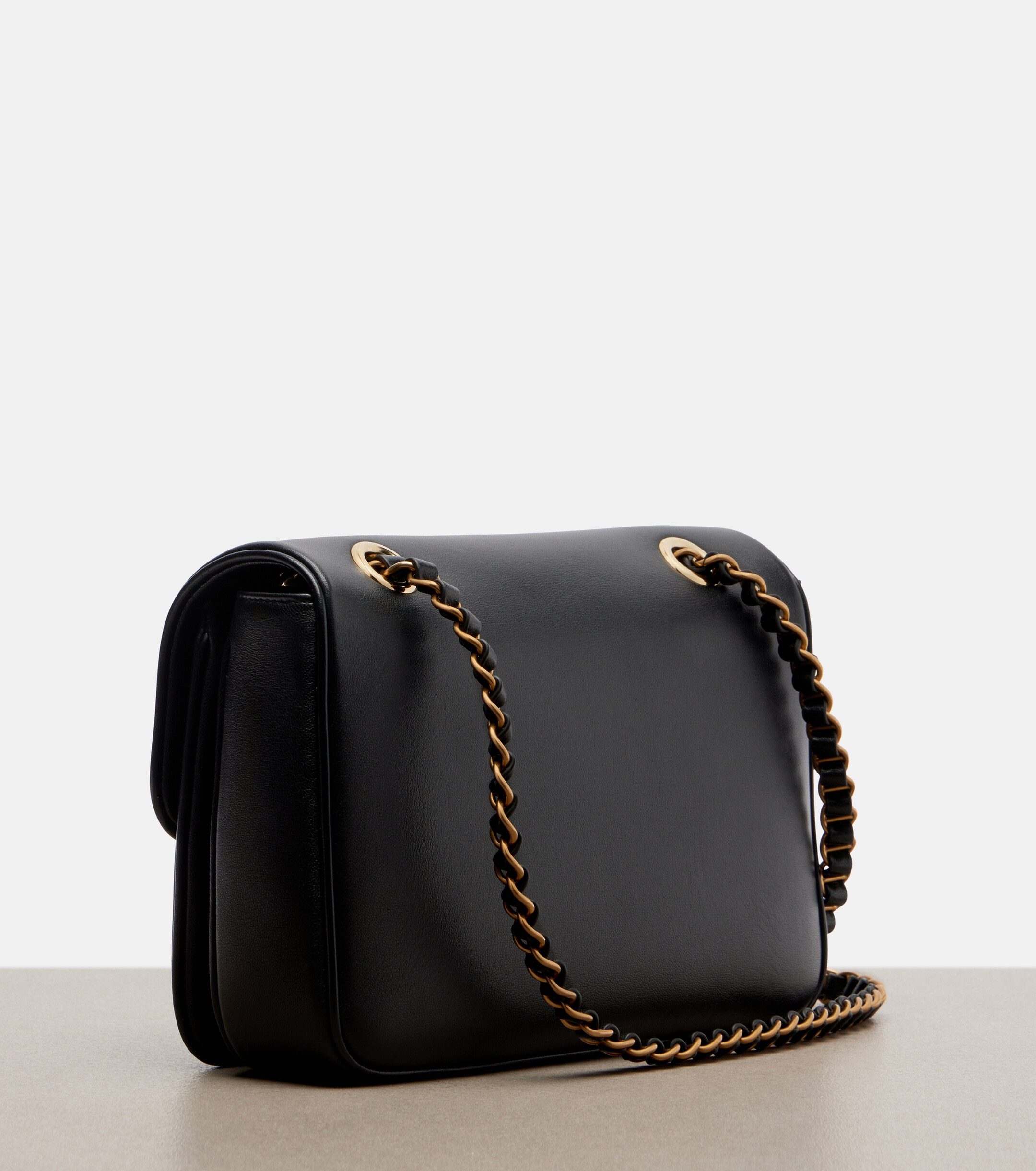 Valentino Garavani Djuna Medium leather shoulder bag thumbnail