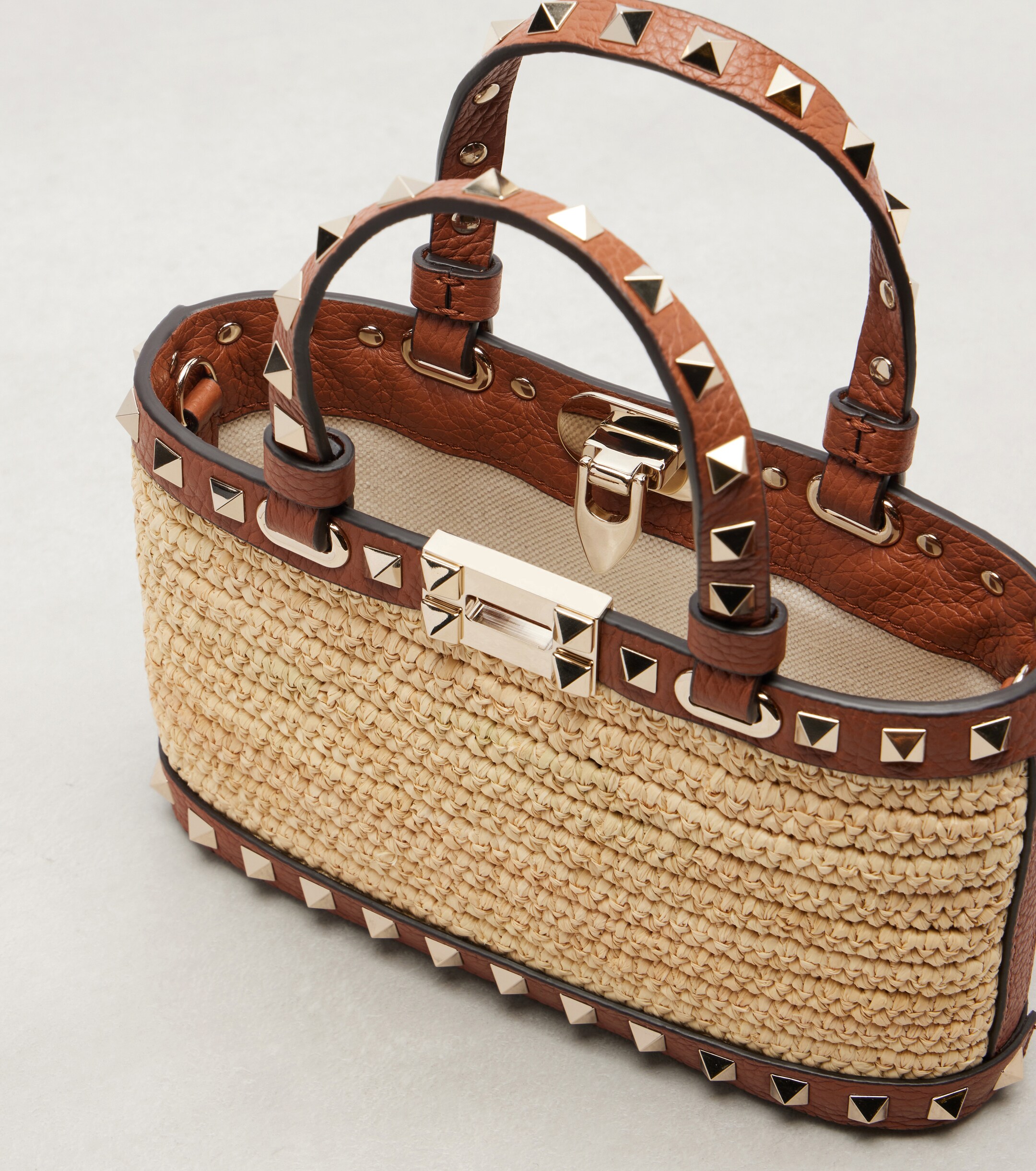 Valentino Garavani Rockstud Mini raffia tote bag thumbnail