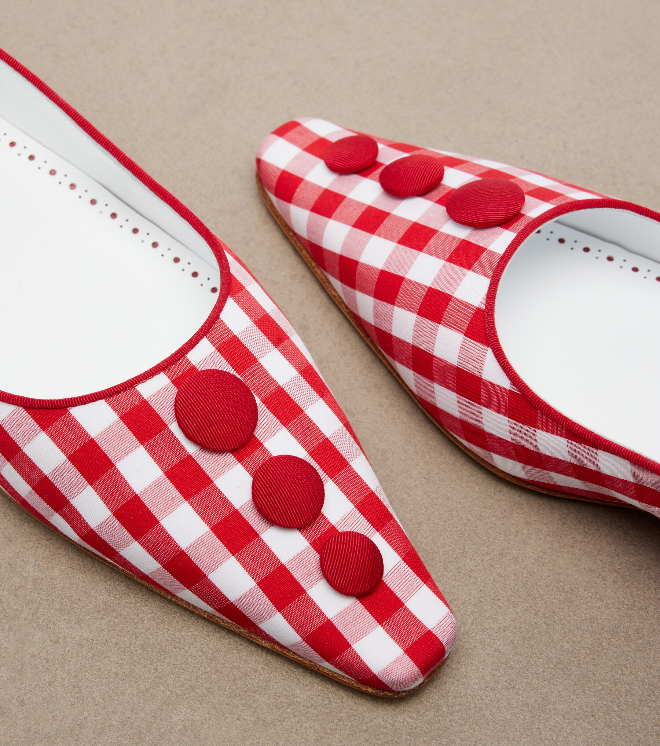 MANOLO BLAHNIK Manolo Blahnik Alexa gingham pumps