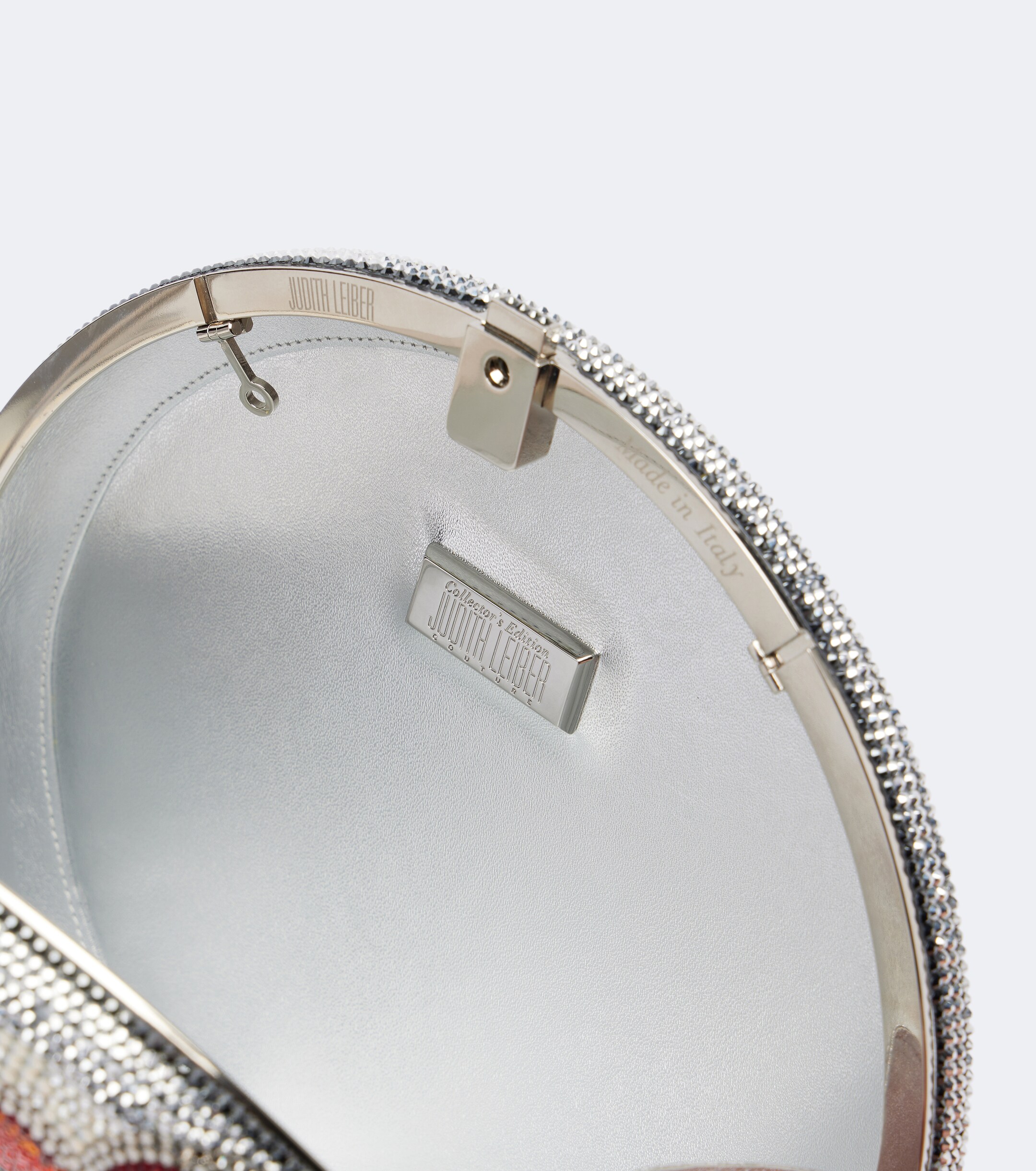 Judith Leiber Couture Judith Leiber Couture Seacuterie crystal-embellished clutch