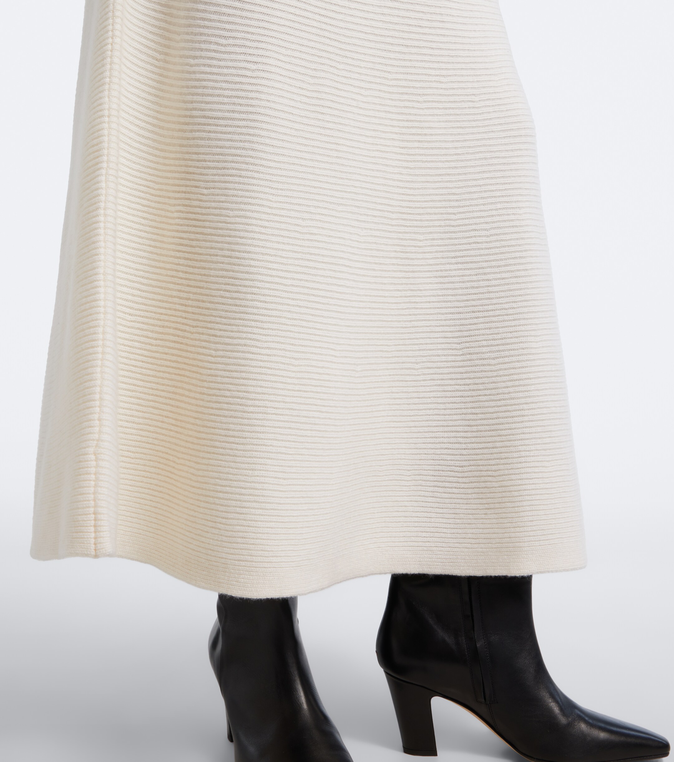 LISA YANG Lisa Yang Dovie cashmere midi skirt