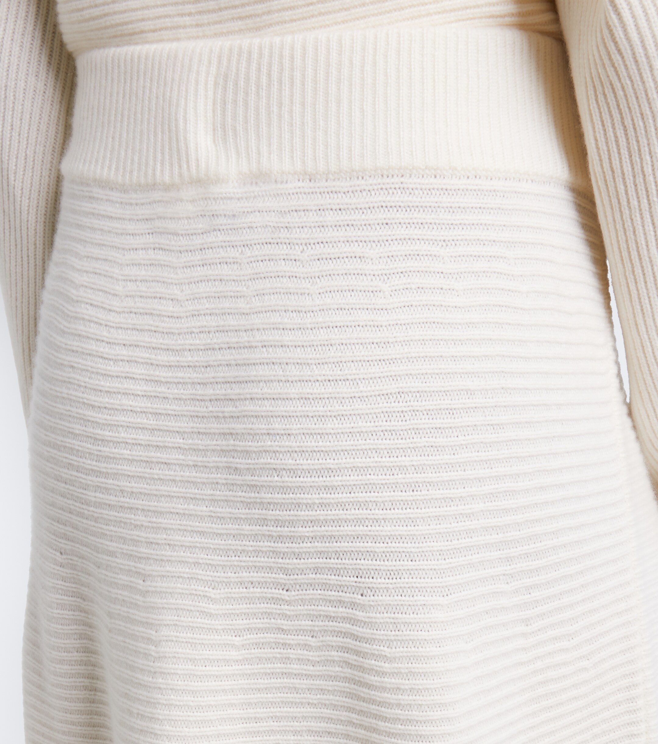 LISA YANG Lisa Yang Dovie cashmere midi skirt