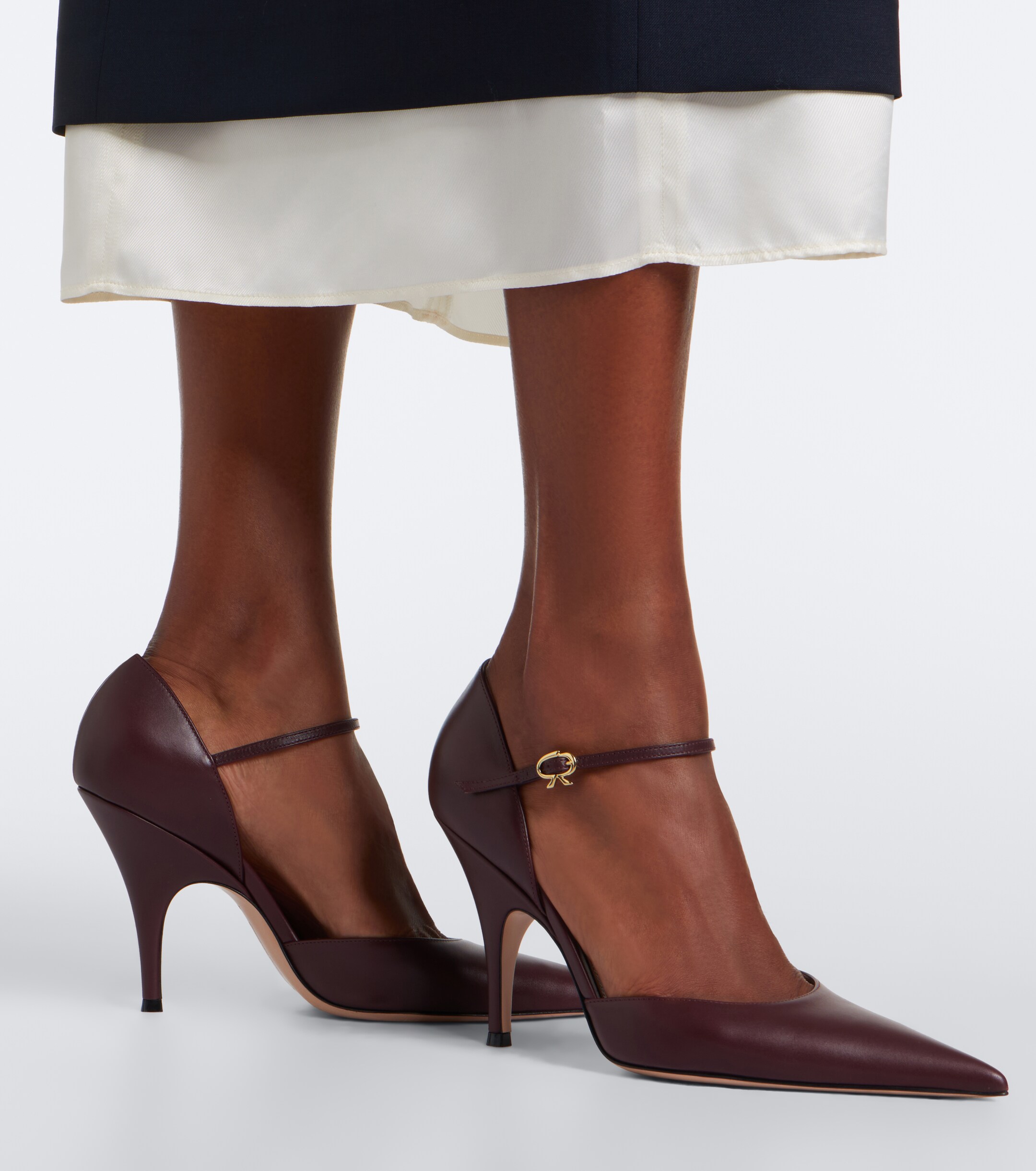 GIANVITO ROSSI Gianvito Rossi Sofia D'Orsay leather pumps