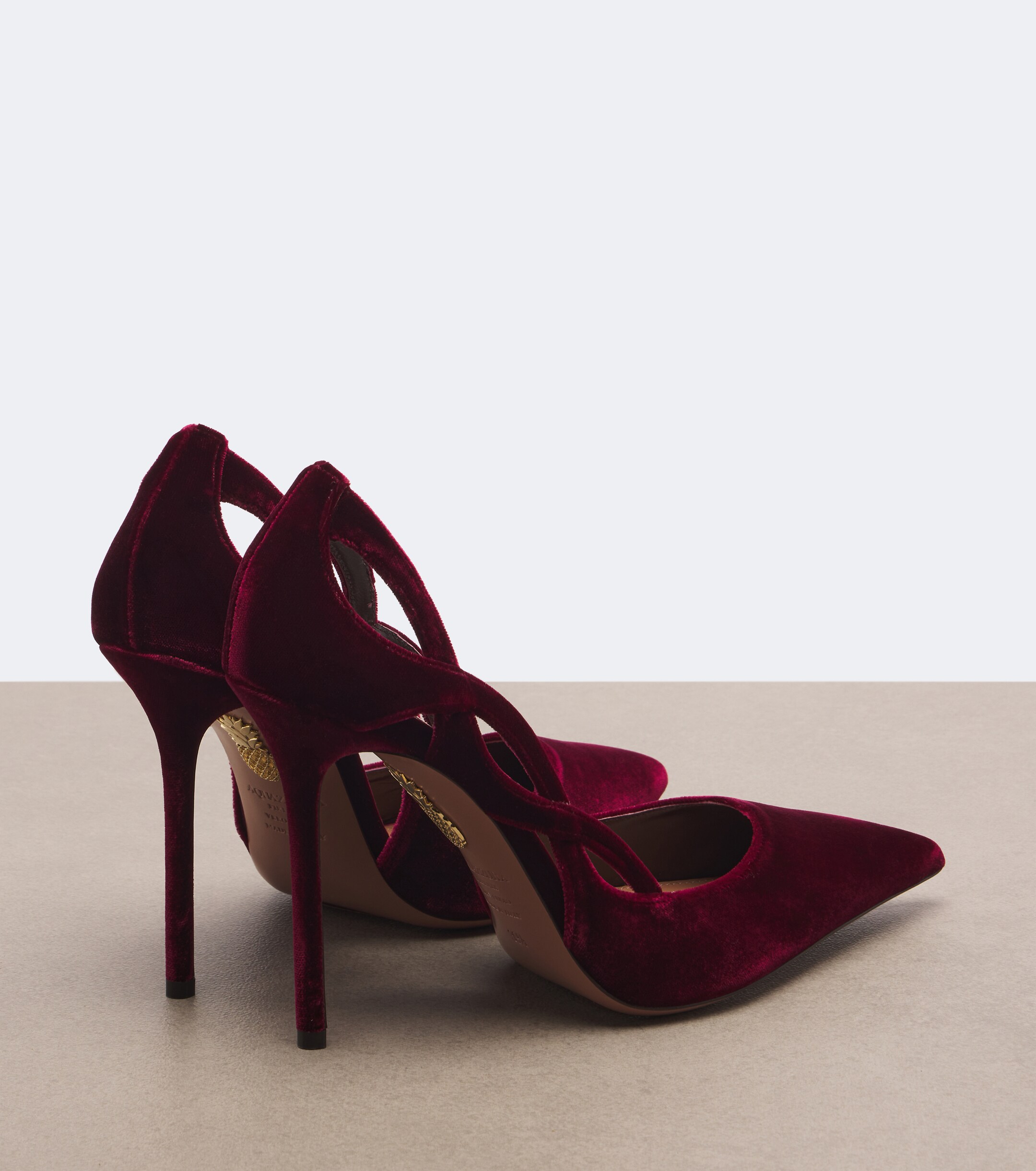AQUAZZURA Aquazzura Contour velvet pumps