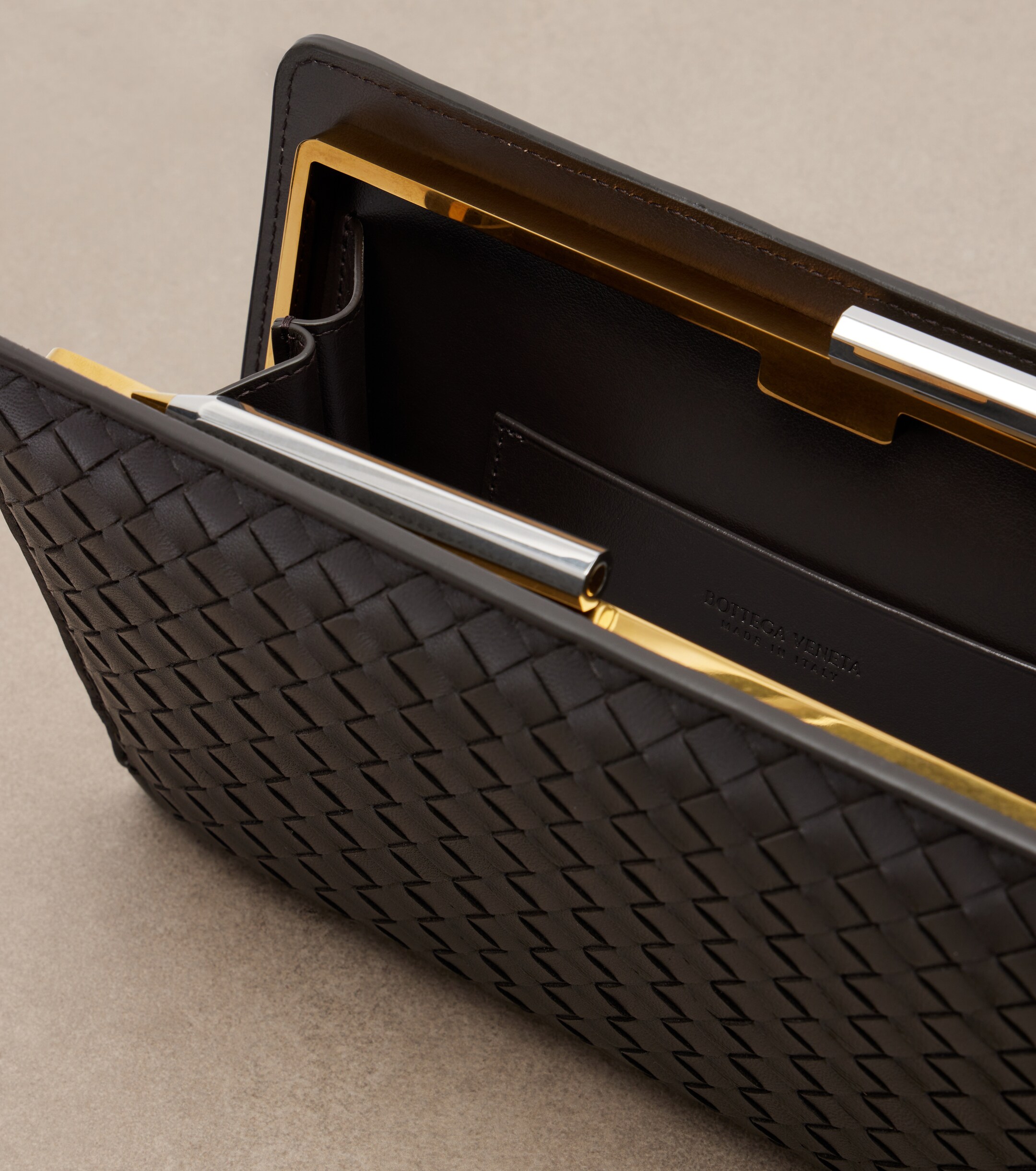 Bottega Veneta Agenda Intrecciato leather clutch