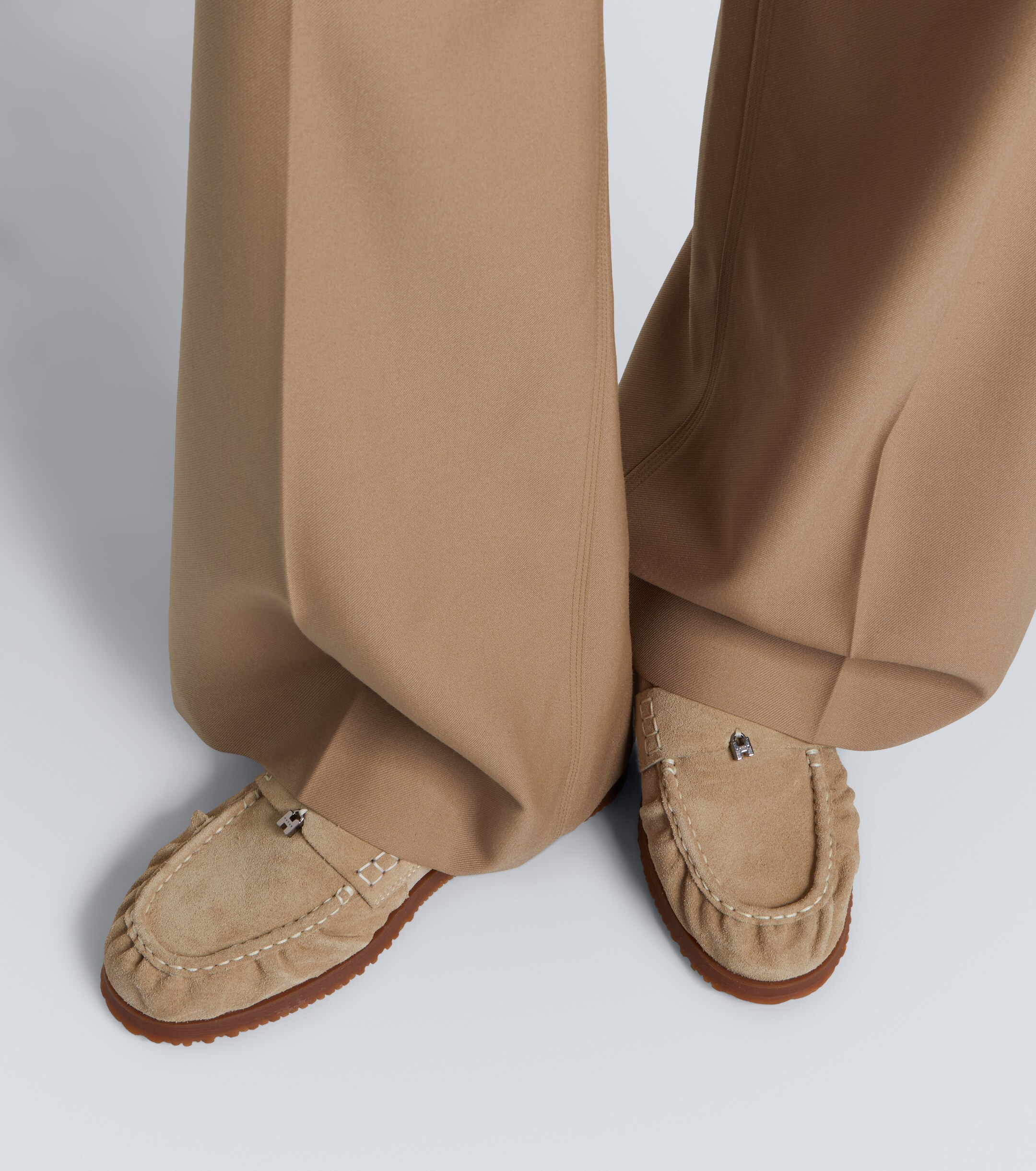 Hogan Hogan H720 suede loafers