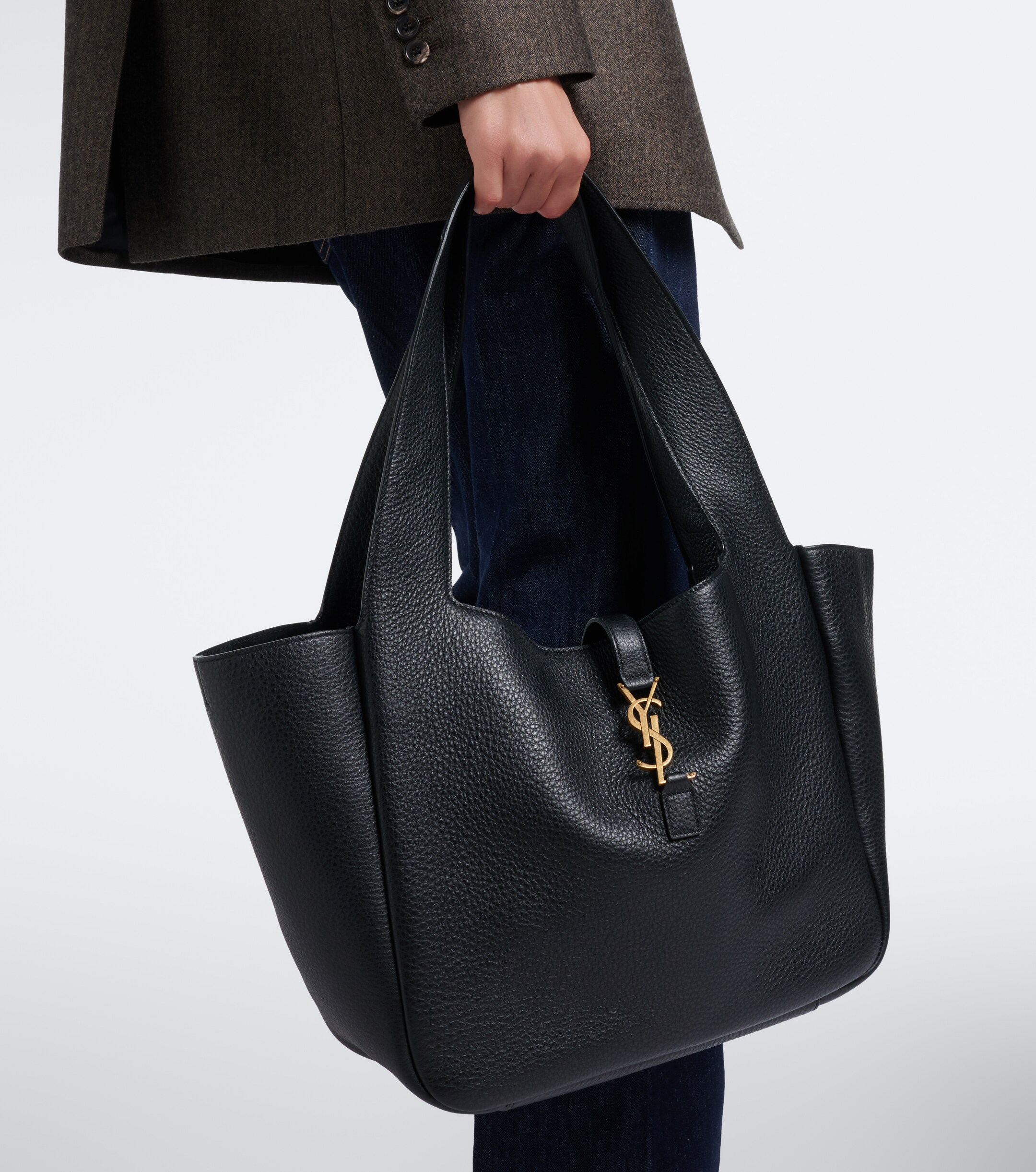 Saint Laurent Le 5 À 7 Bea leather tote bag