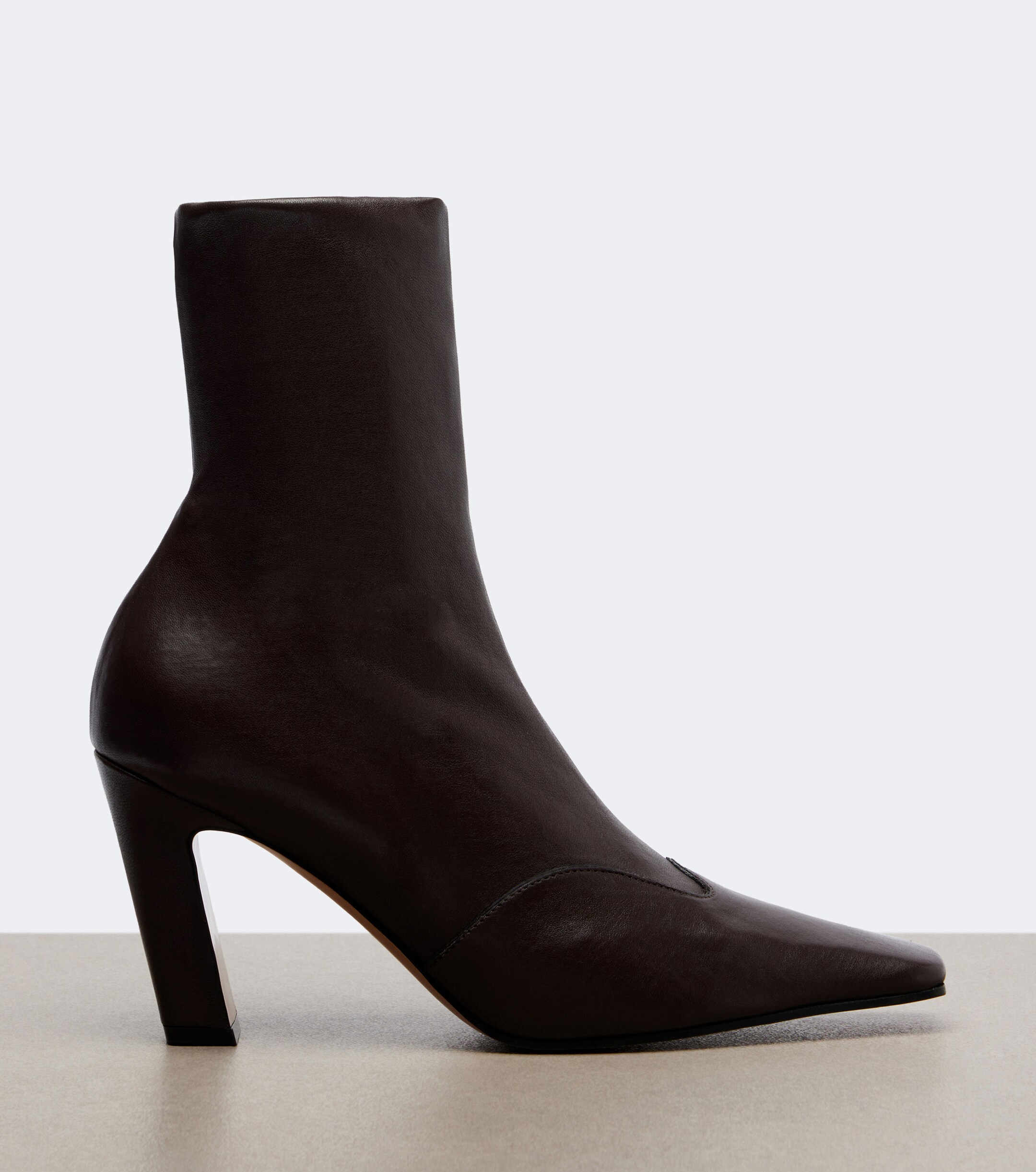 KHAITE Khaite Nevada leather ankle boots