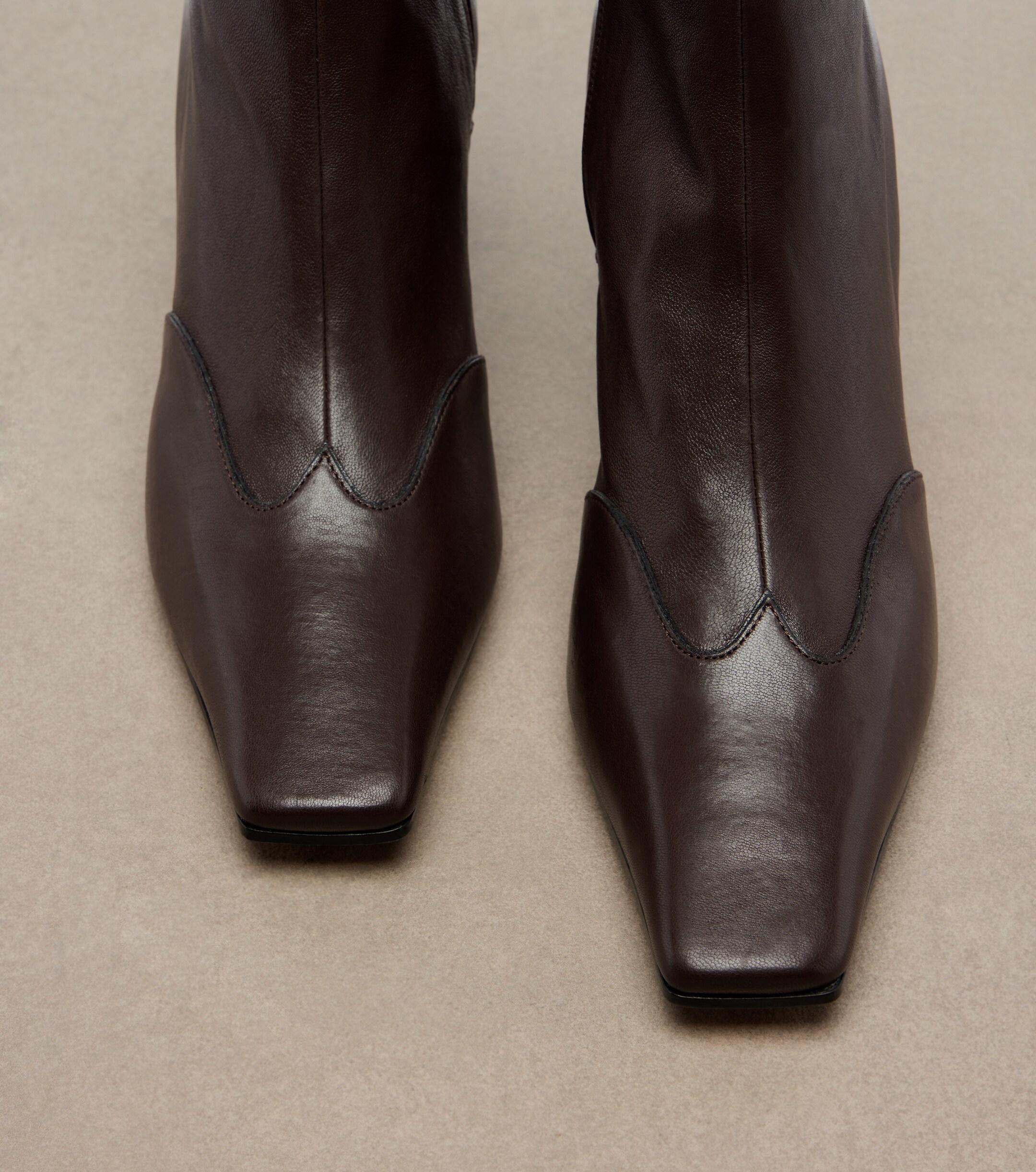 KHAITE Khaite Nevada leather ankle boots