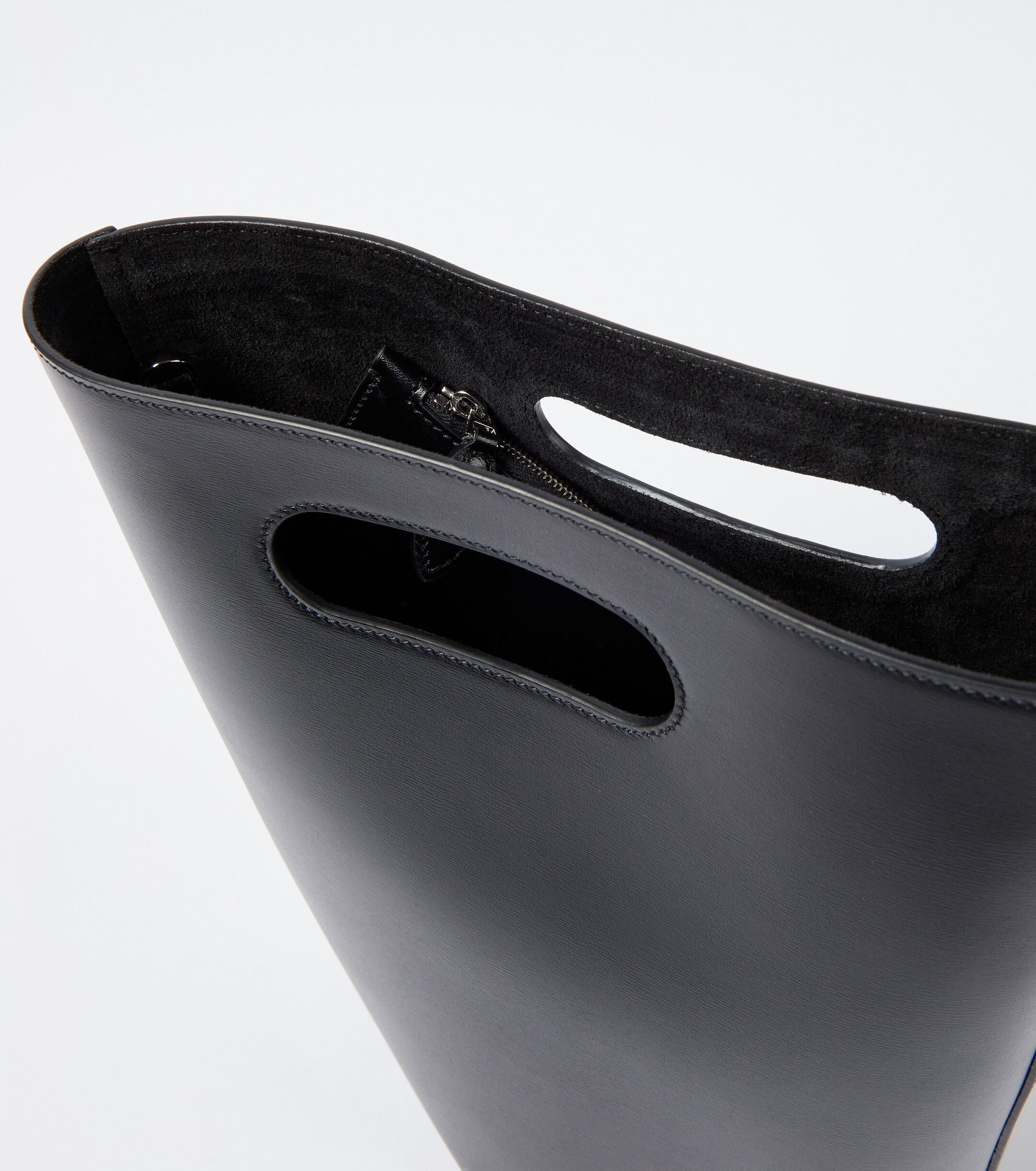 Alaïa Folded leather tote bag