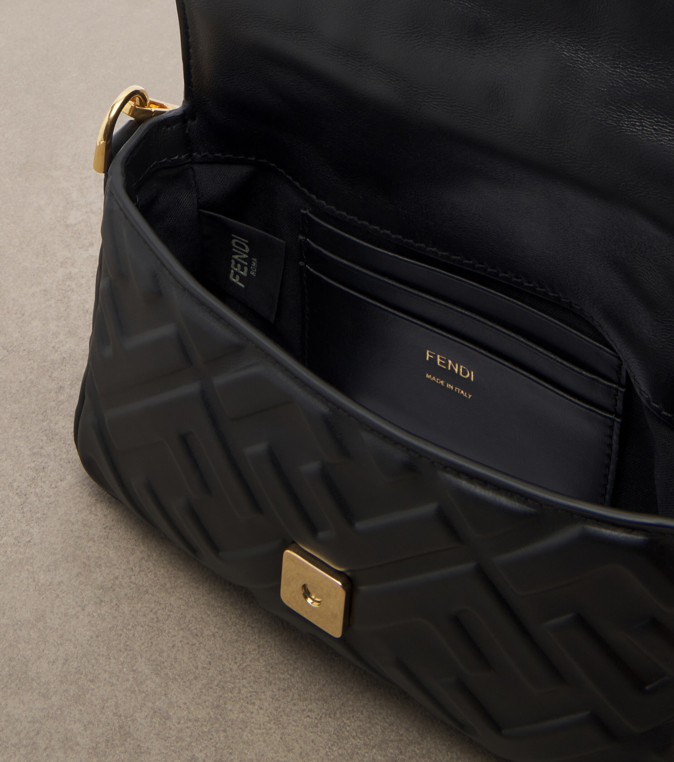 Fendi Fendi Baguette Mini leather top-handle bag