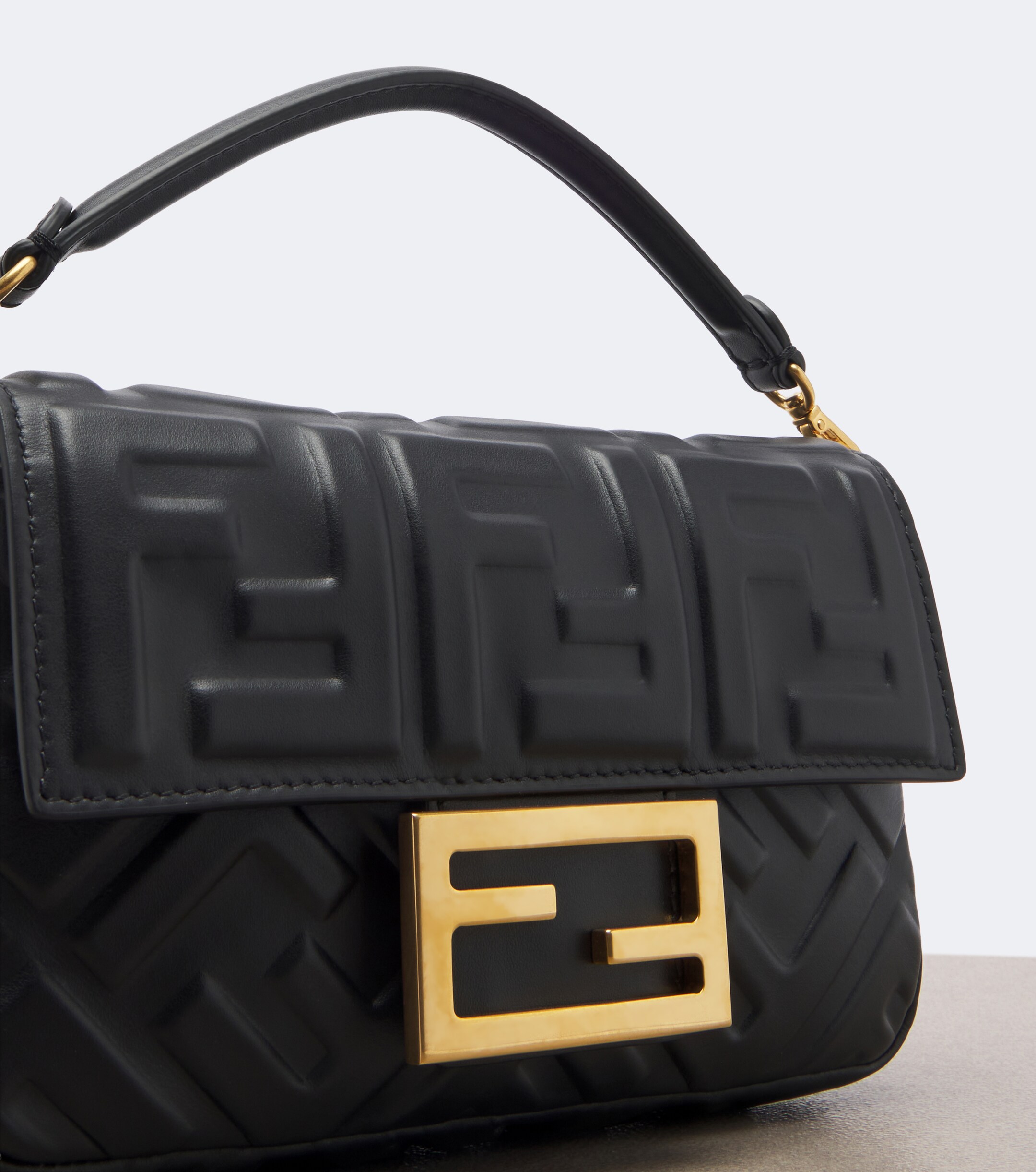 Fendi Fendi Baguette Mini leather top-handle bag