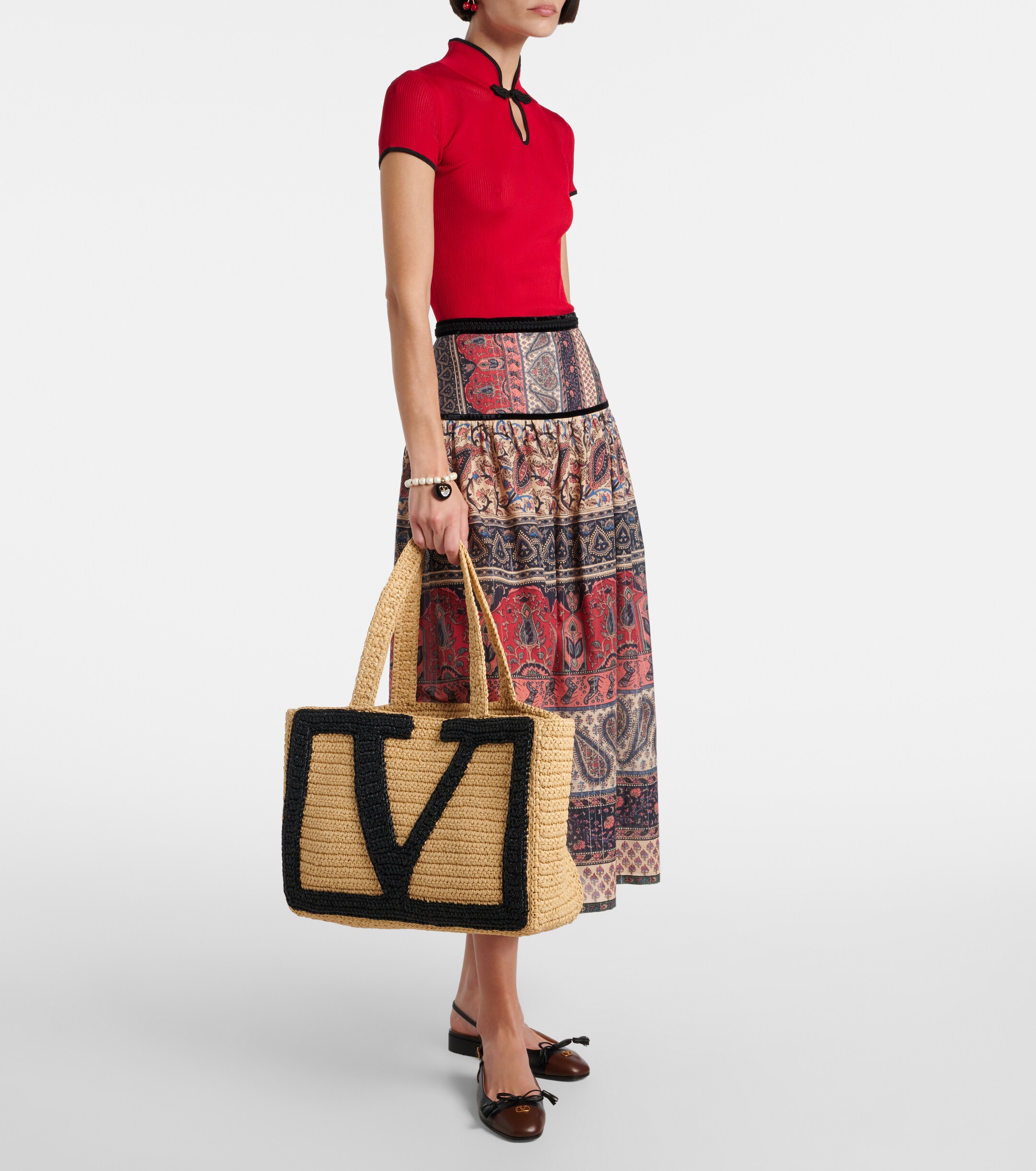 Valentino Garavani Viva Superstar Large crochet tote bag thumbnail