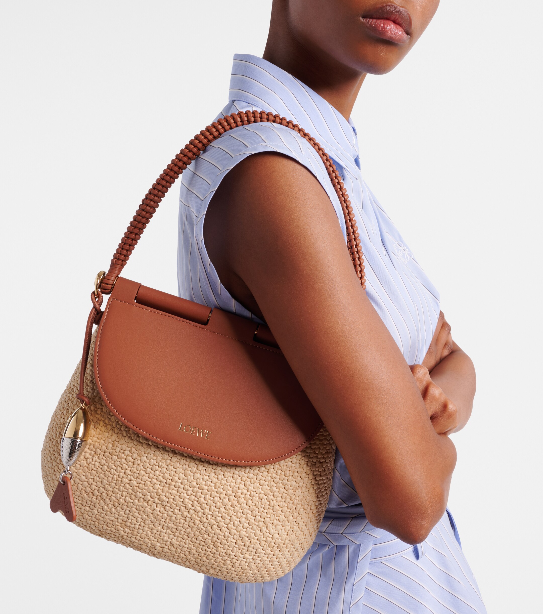 Loewe Paula's Ibiza Pescador Medium raffia shoulder bag