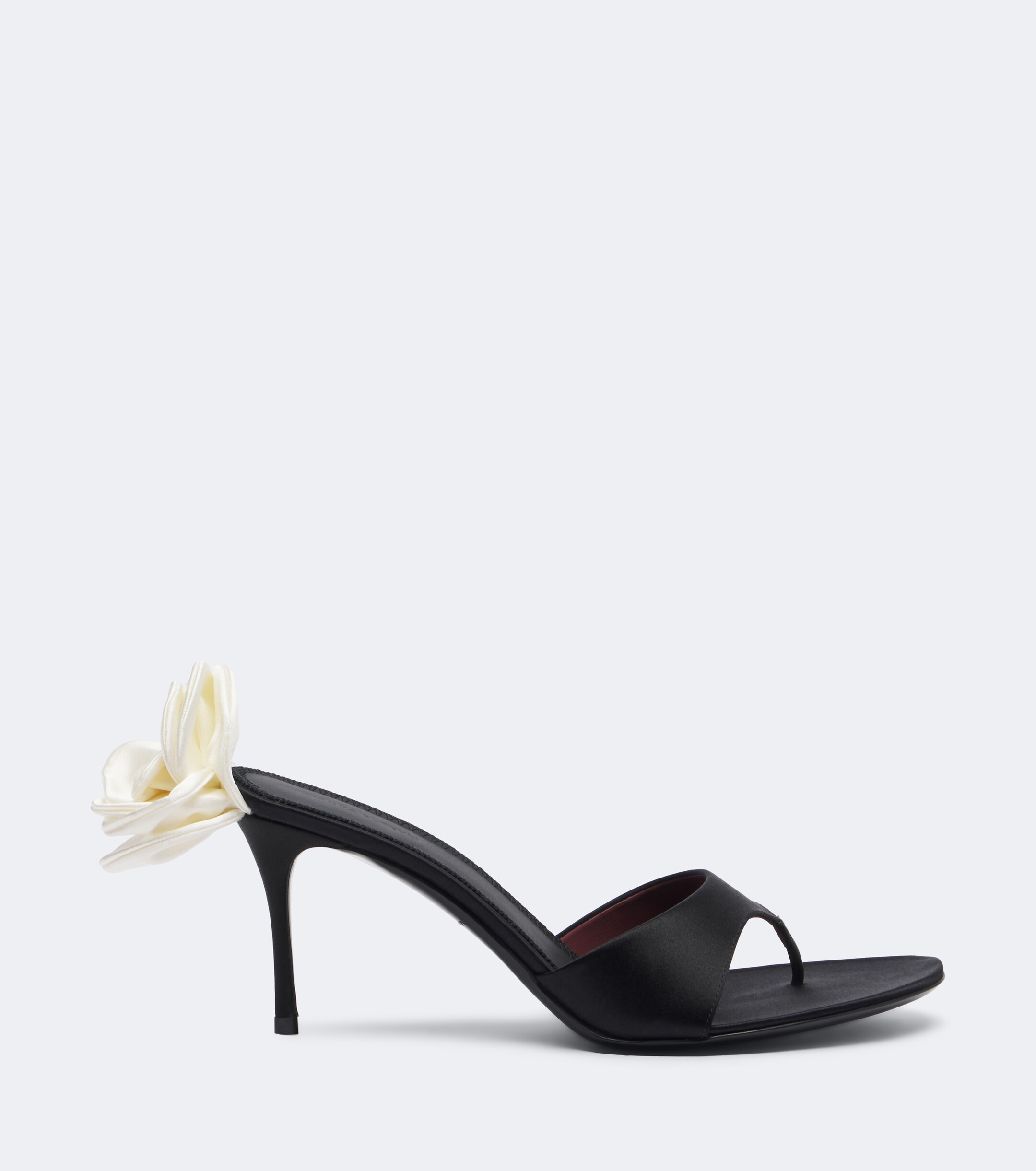 Magda Butrym Magda Butrym Floral-appliqué satin thong sandals