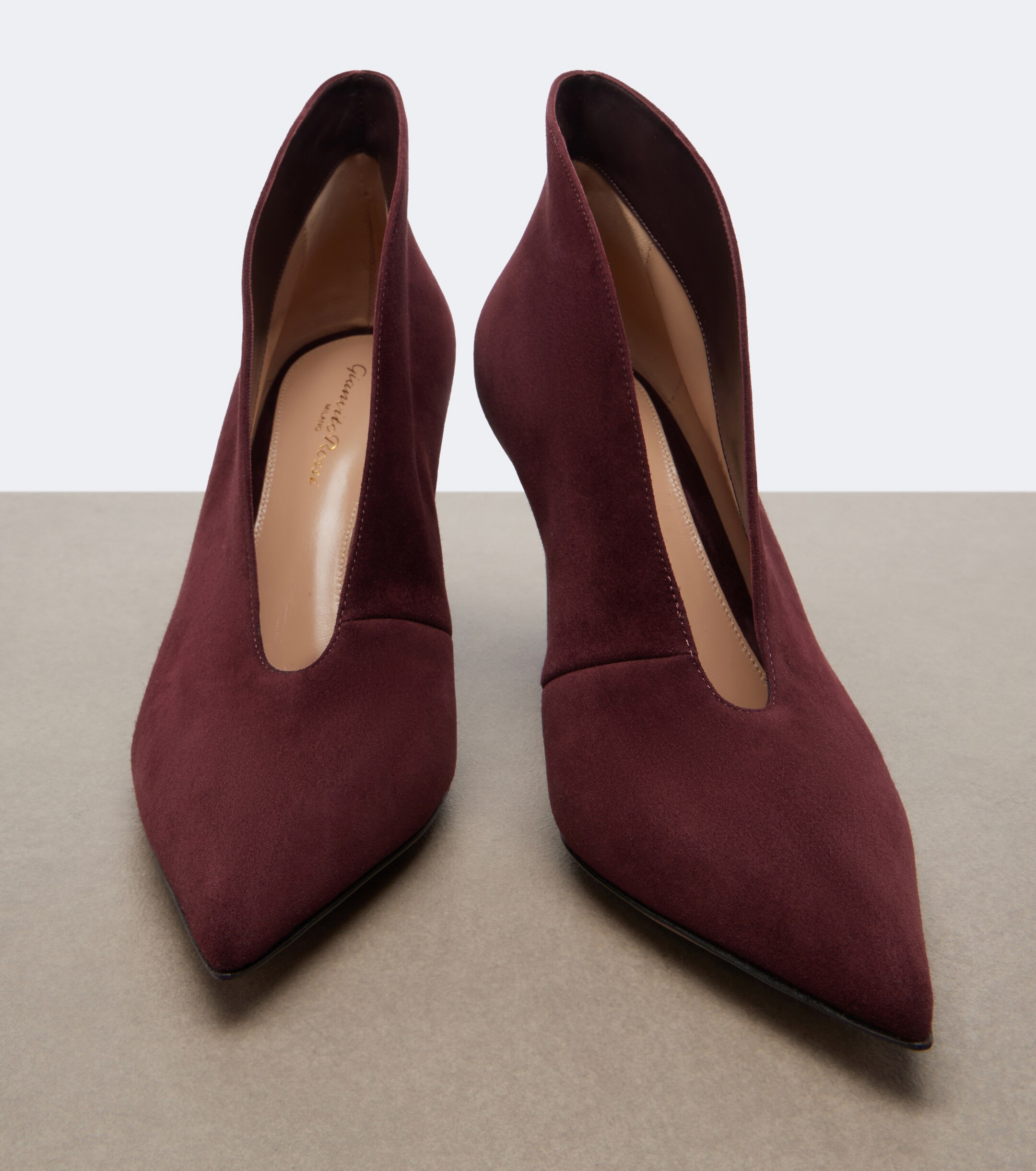 GIANVITO ROSSI Gianvito Rossi Vania suede pumps