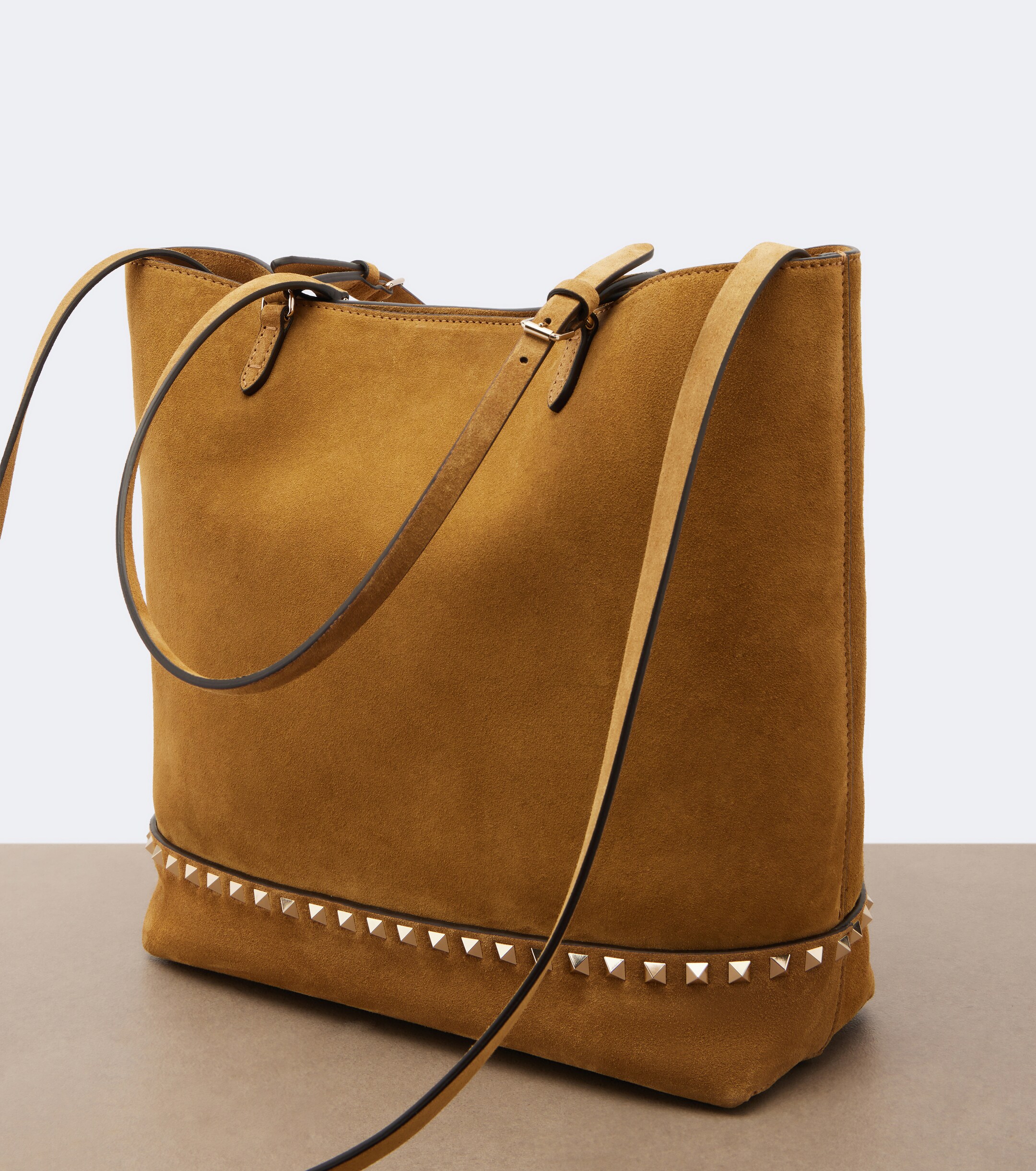 Valentino Garavani Rockstud Medium suede tote bag thumbnail
