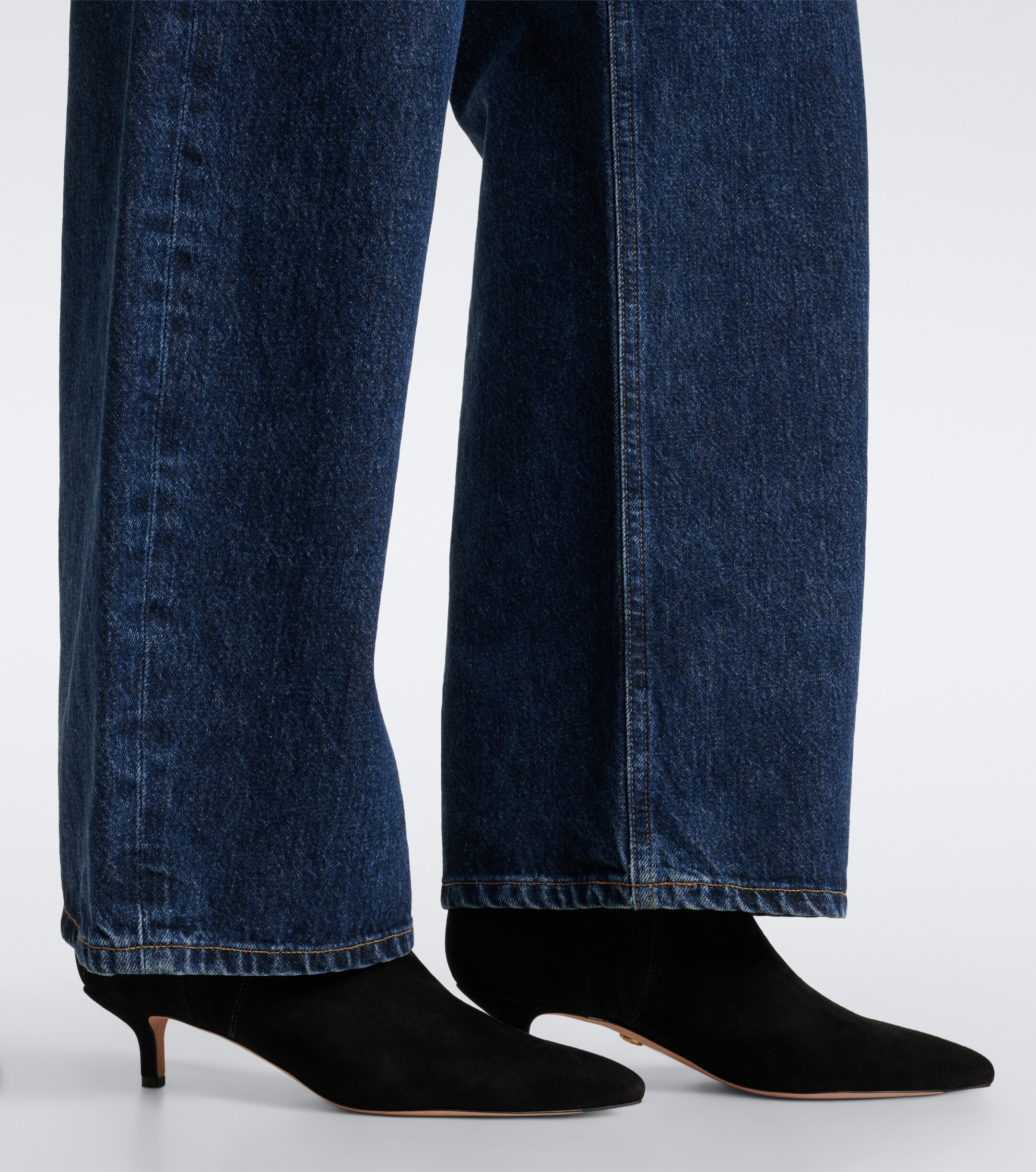 Veronica Beard Veronica Beard Lisa suede ankle boots