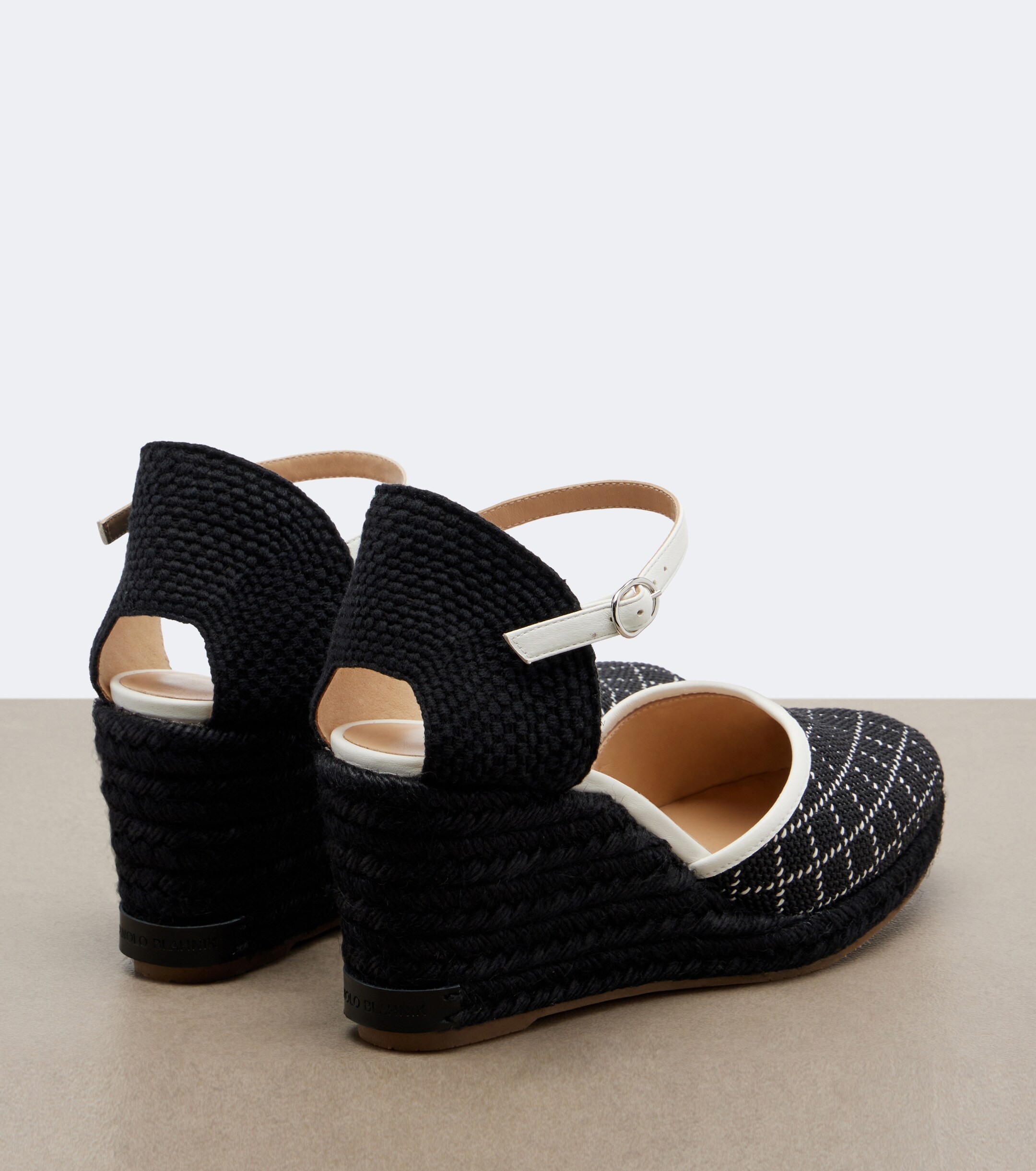 MANOLO BLAHNIK Manolo Blahnik Espadrahi raffia-effect espadrille wedges