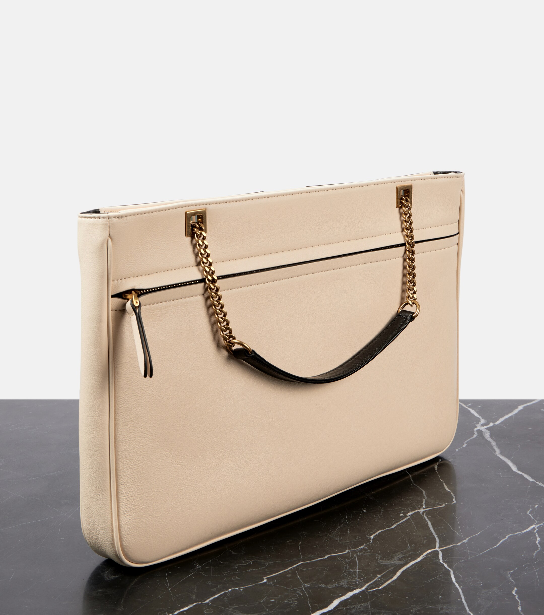 Valentino Garavani Viva Superstar Medium leather shoulder bag thumbnail