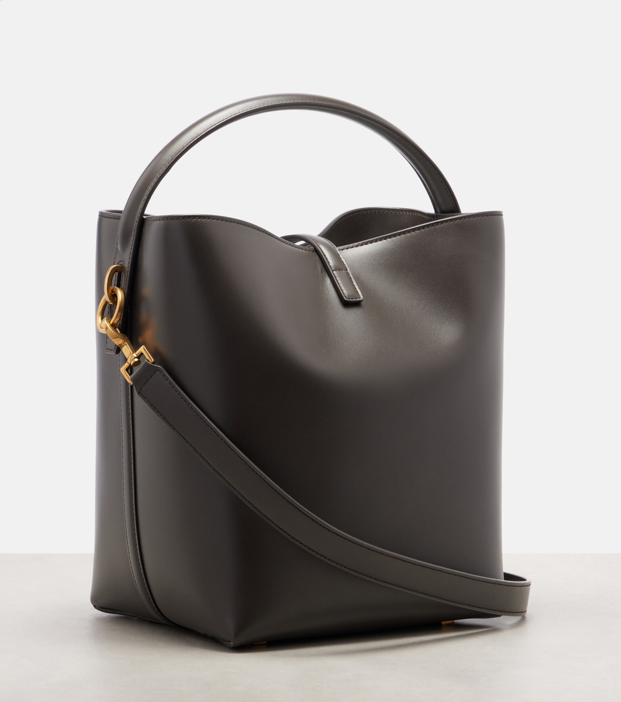 Saint Laurent Le 37 Cassandre leather bucket bag