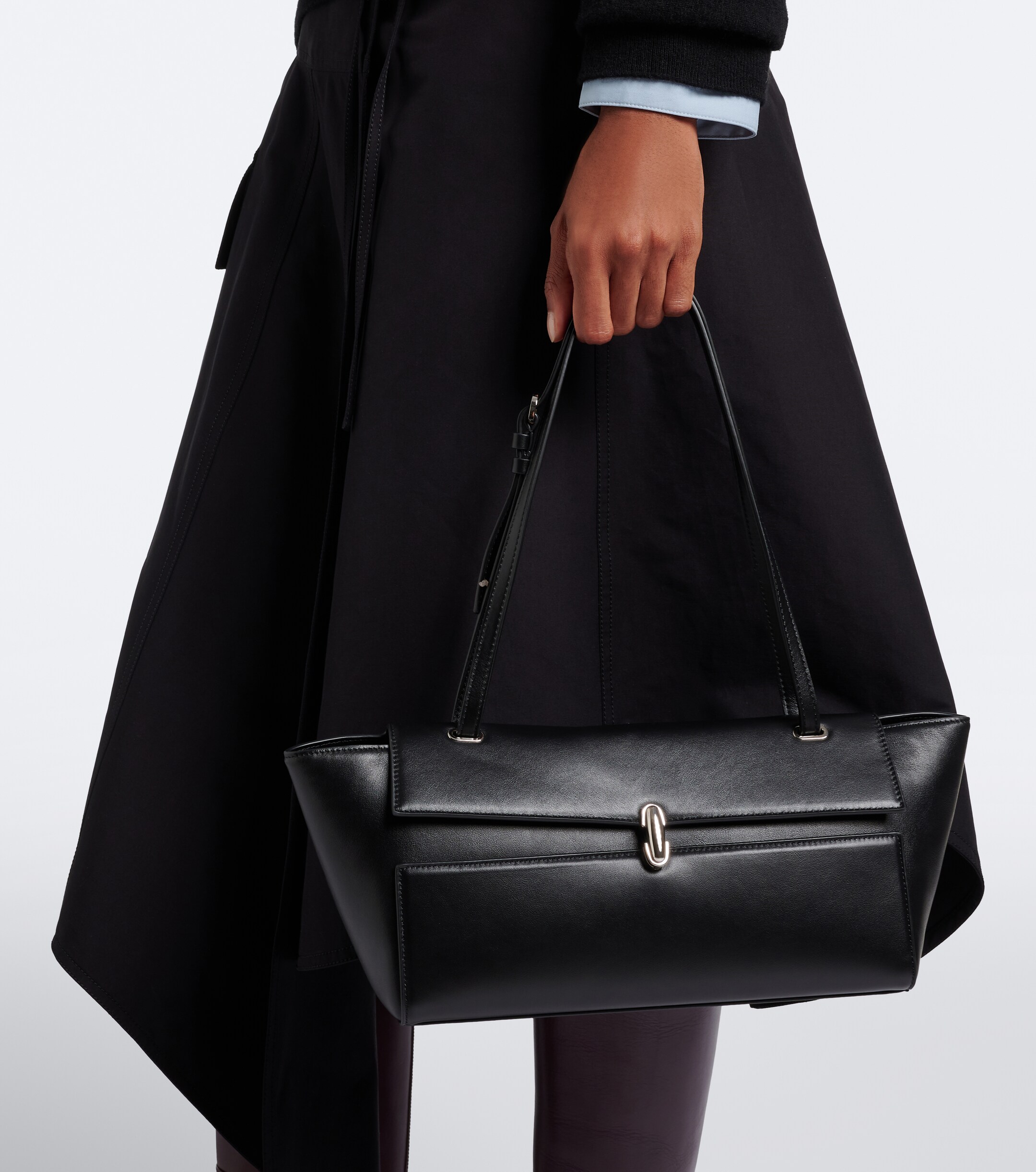 Savette Symmetry Trapeze Medium leather shoulder bag thumbnail