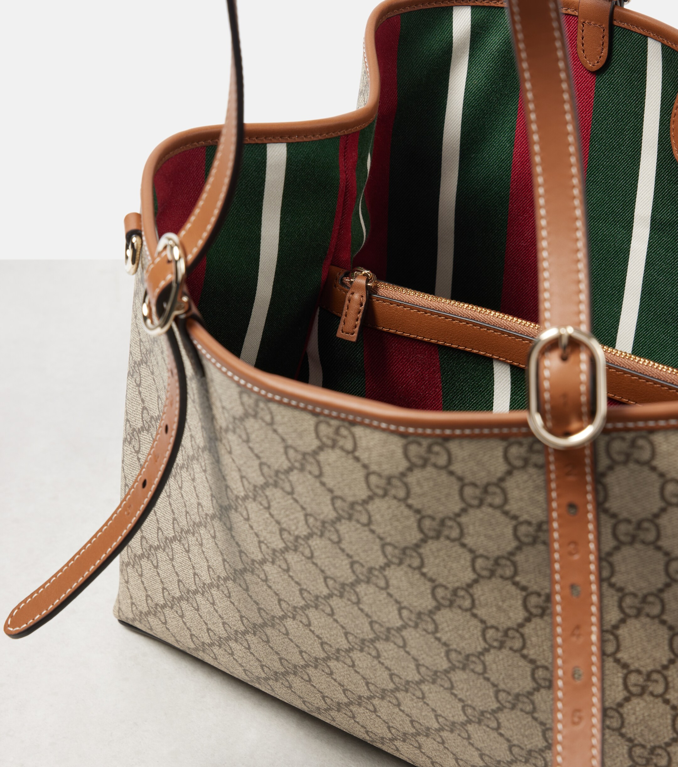 Gucci GG Emblem Large tote bag