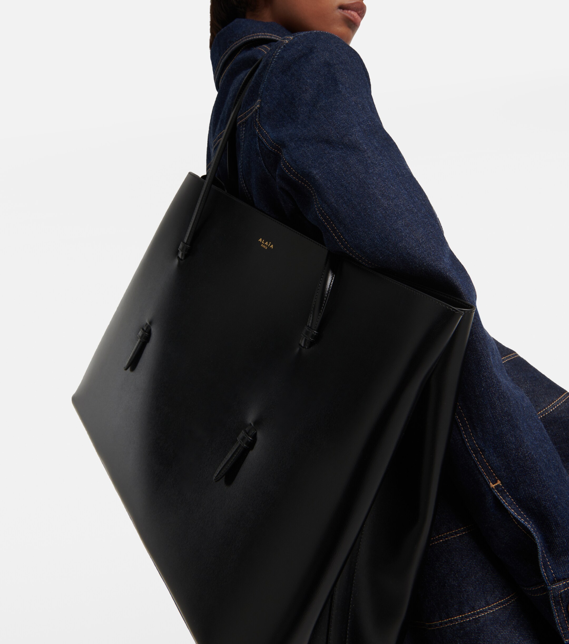 Alaïa Mina 50 Large leather tote bag