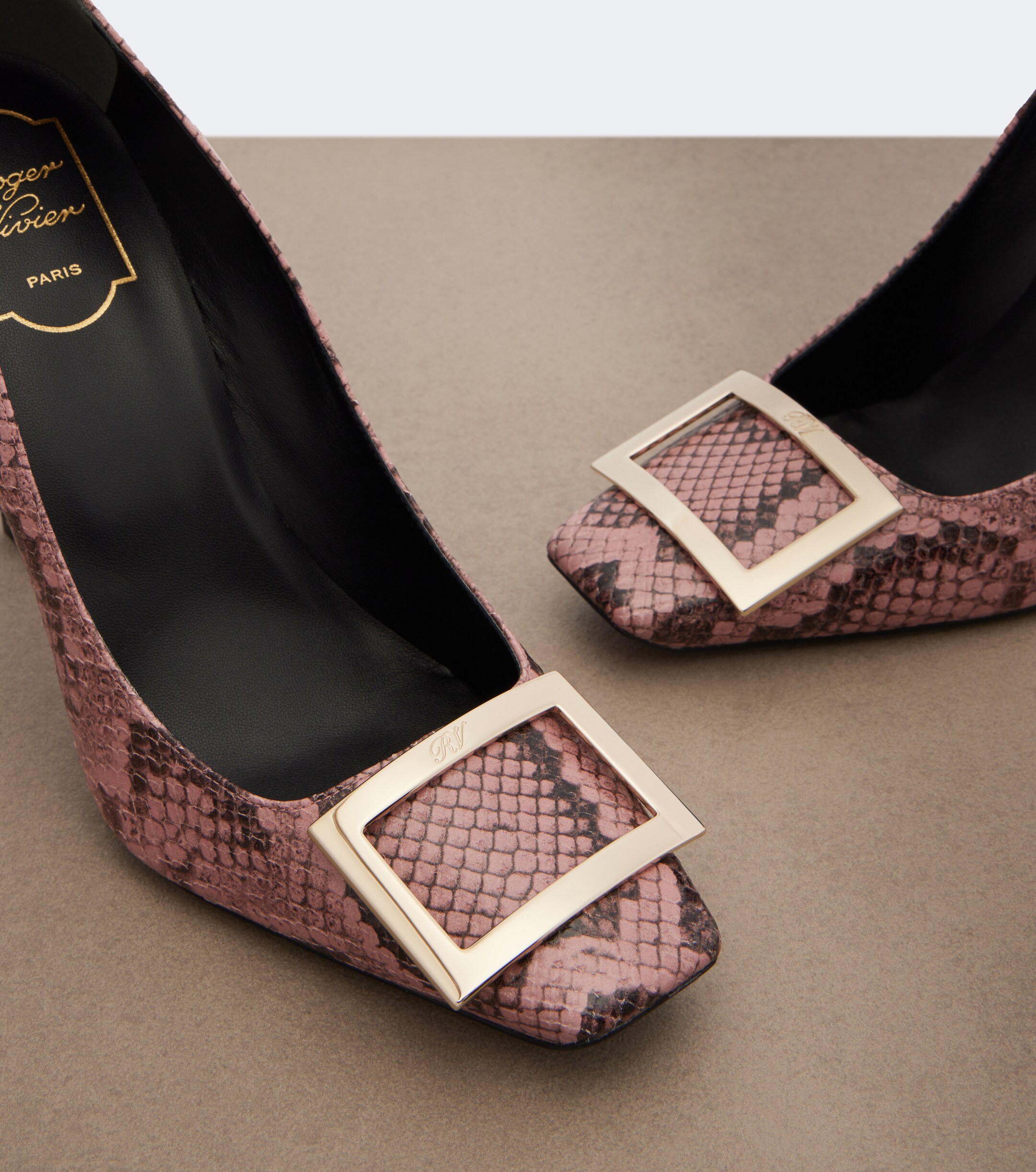 ROGER VIVIER Roger Vivier Trompette snake-print leather pumps