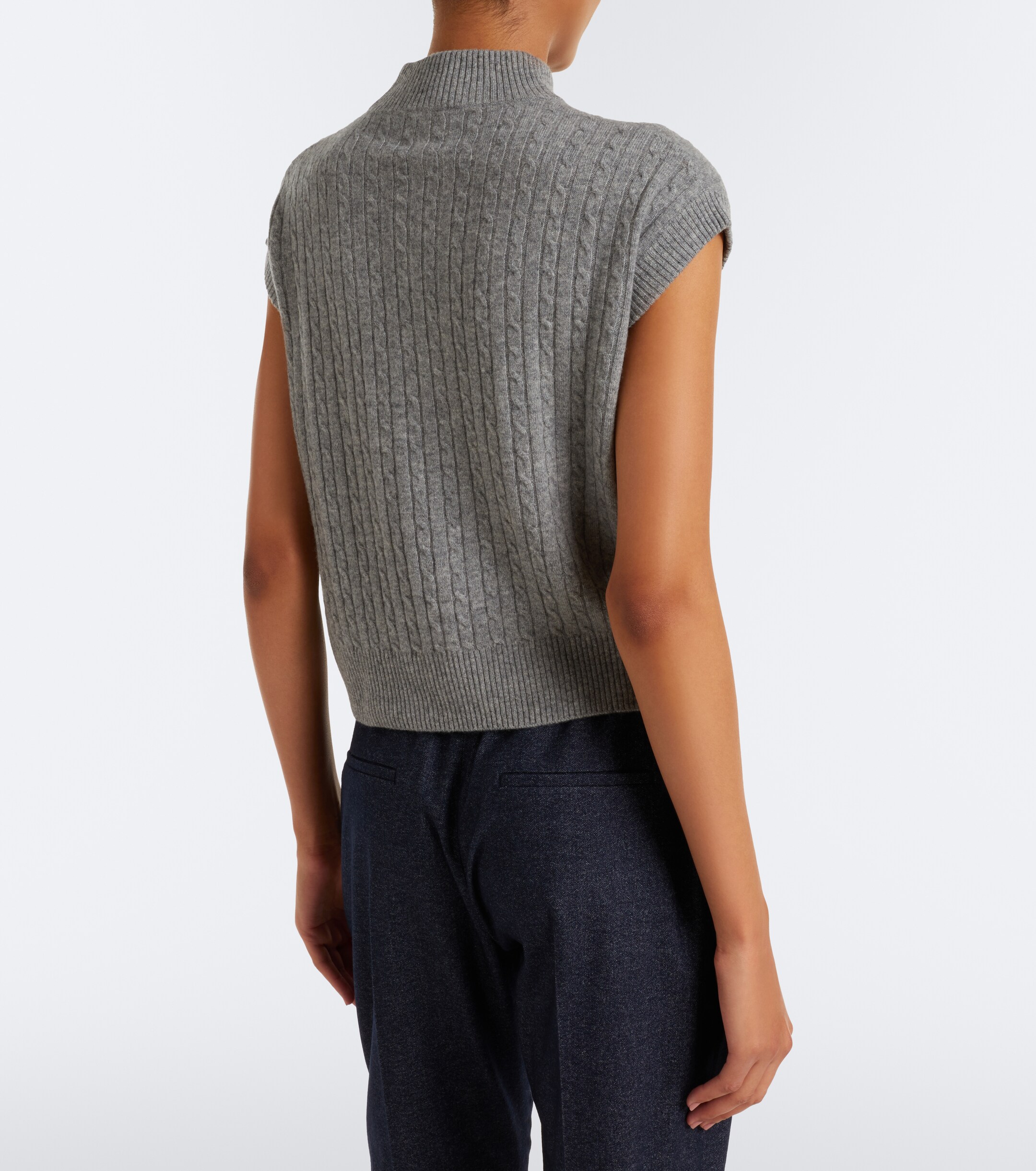 Eleventy Eleventy Cashmere sweater vest