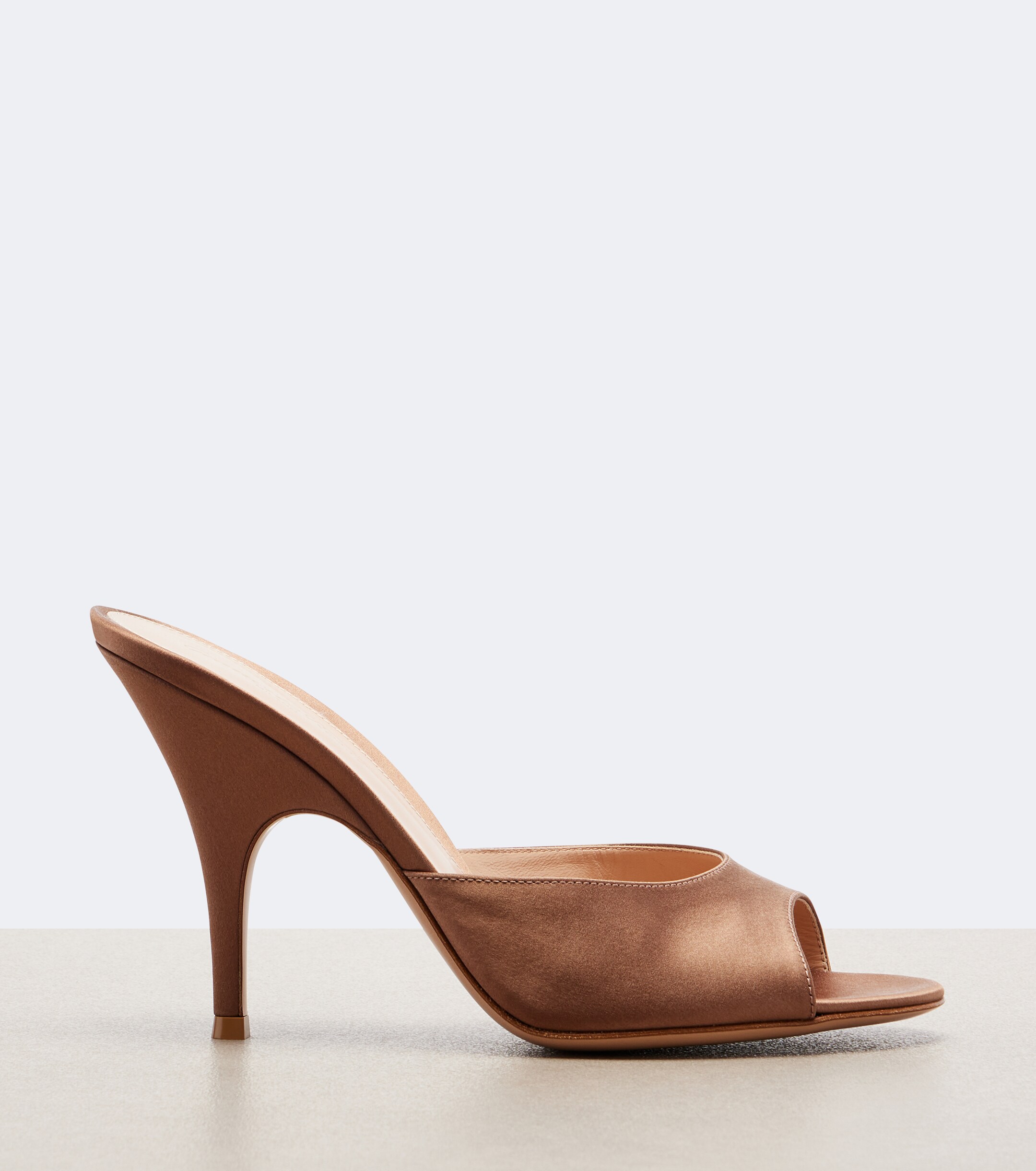 GIANVITO ROSSI Gianvito Rossi Sofia satin mules