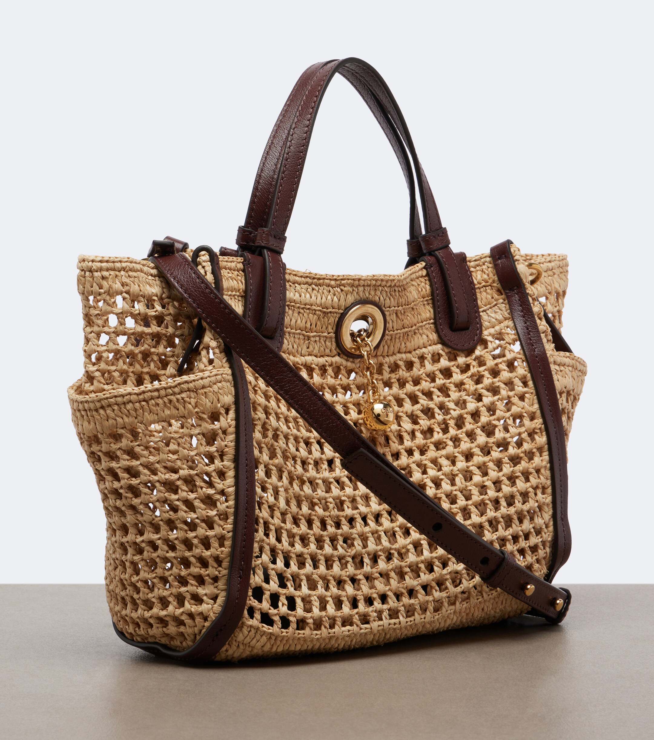 Chloé Chloé Iconic Small raffia tote bag
