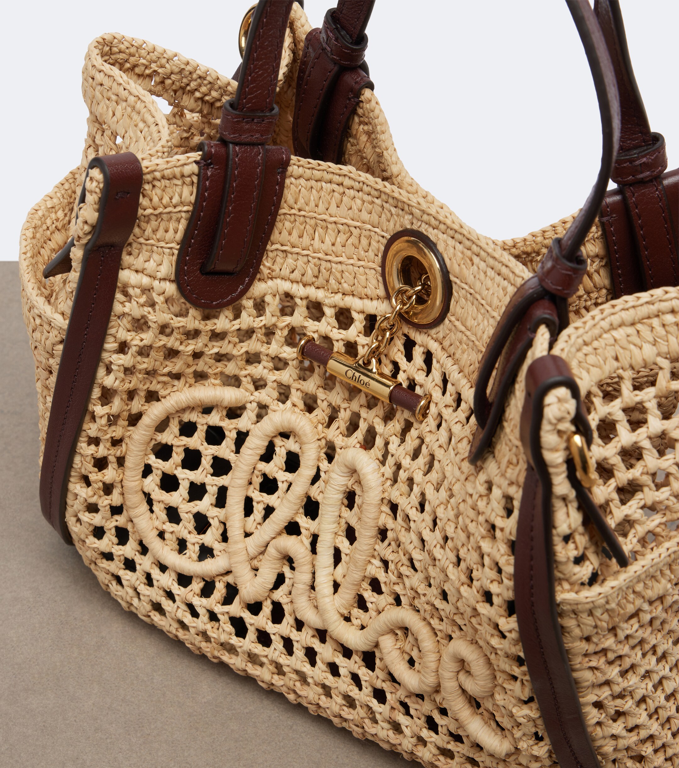 Chloé Chloé Iconic Small raffia tote bag