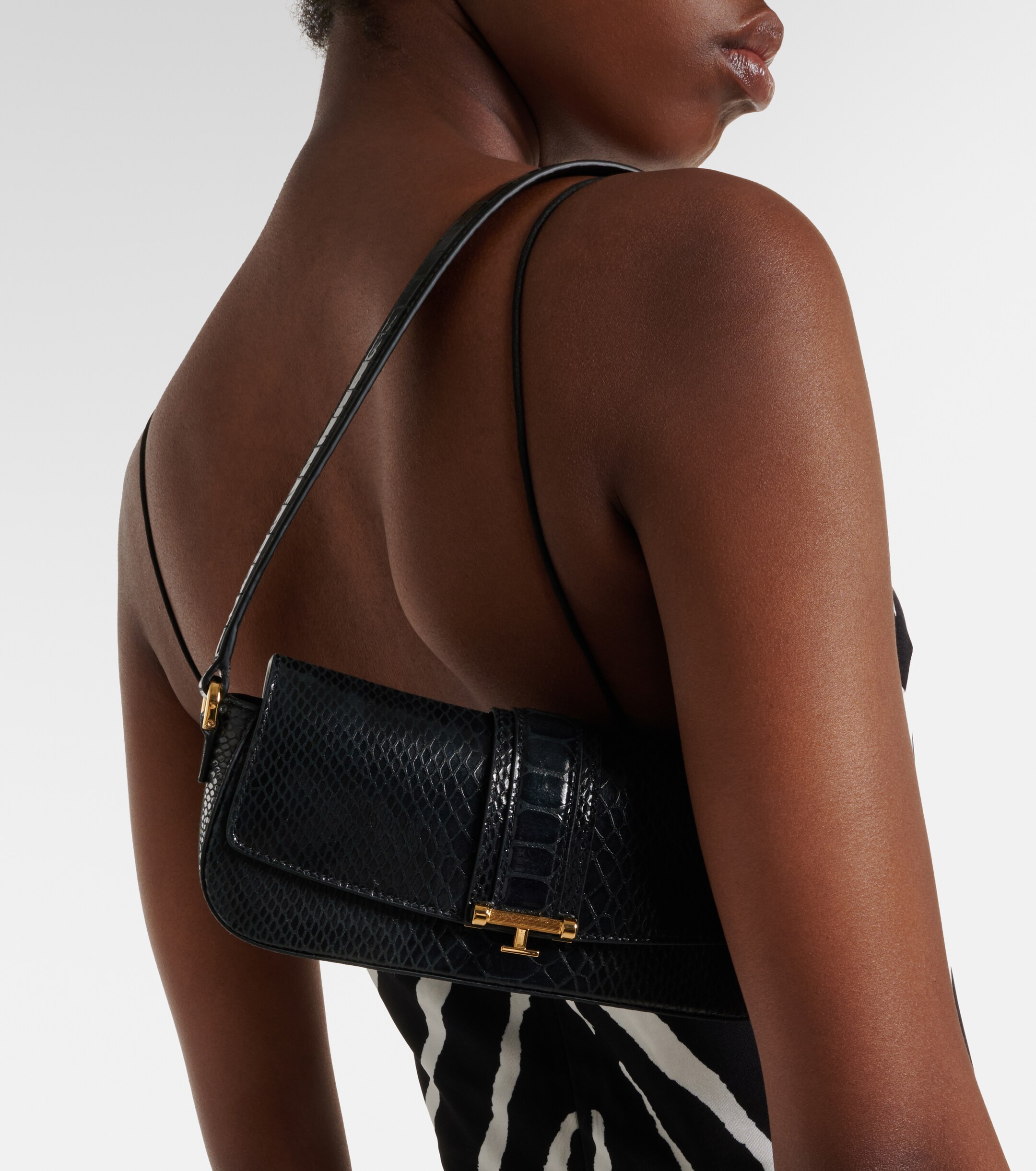 The New Arrivals Ilkyaz Ozel Obscura.06 leather shoulder bag