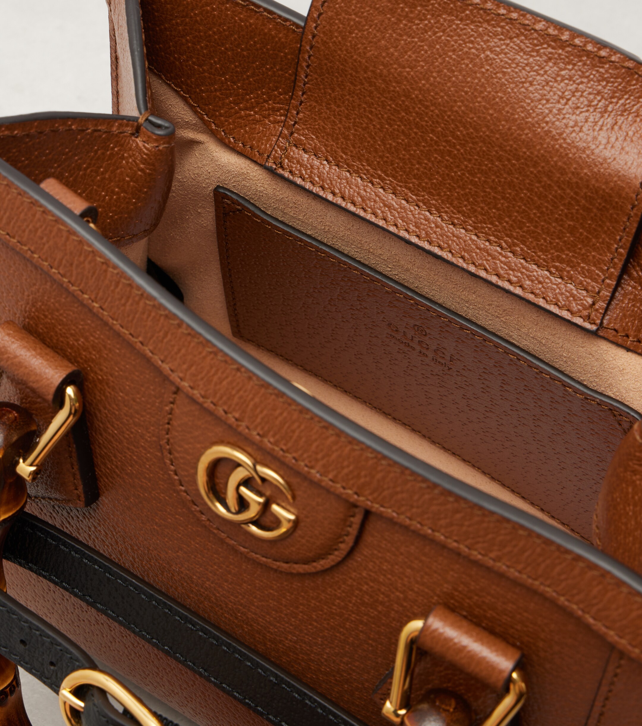 Gucci Gucci Diana Small leather top-handle bag