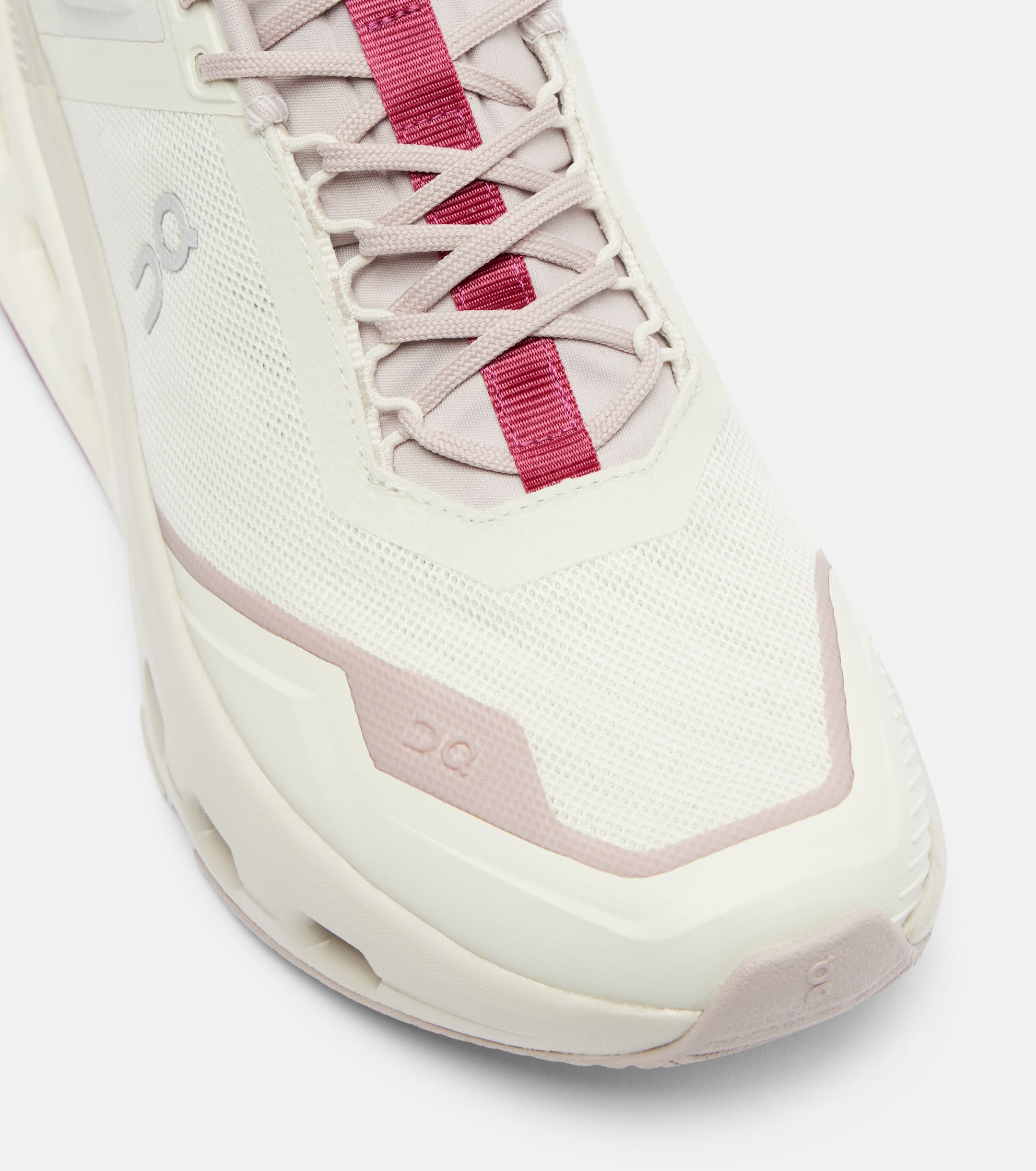 ON Cloudnova X running shoes