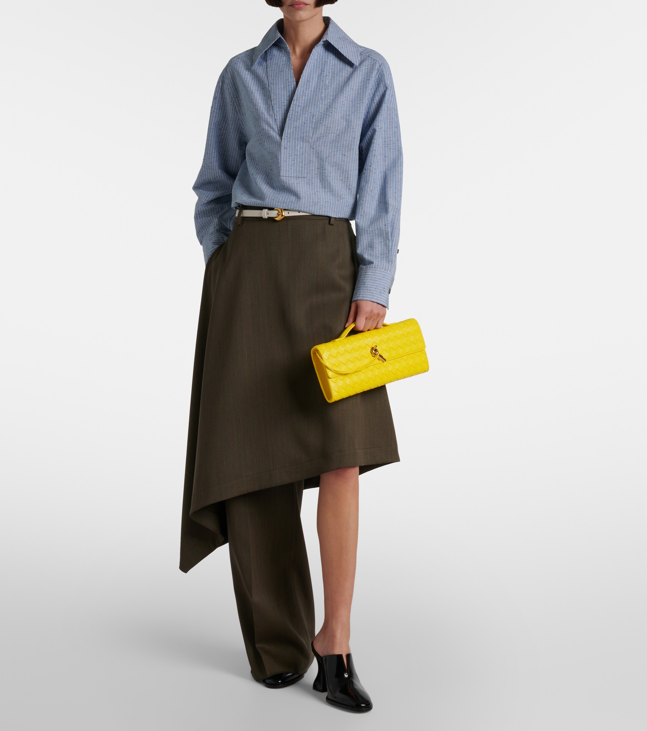 Bottega Veneta Andiamo Intrecciato leather clutch