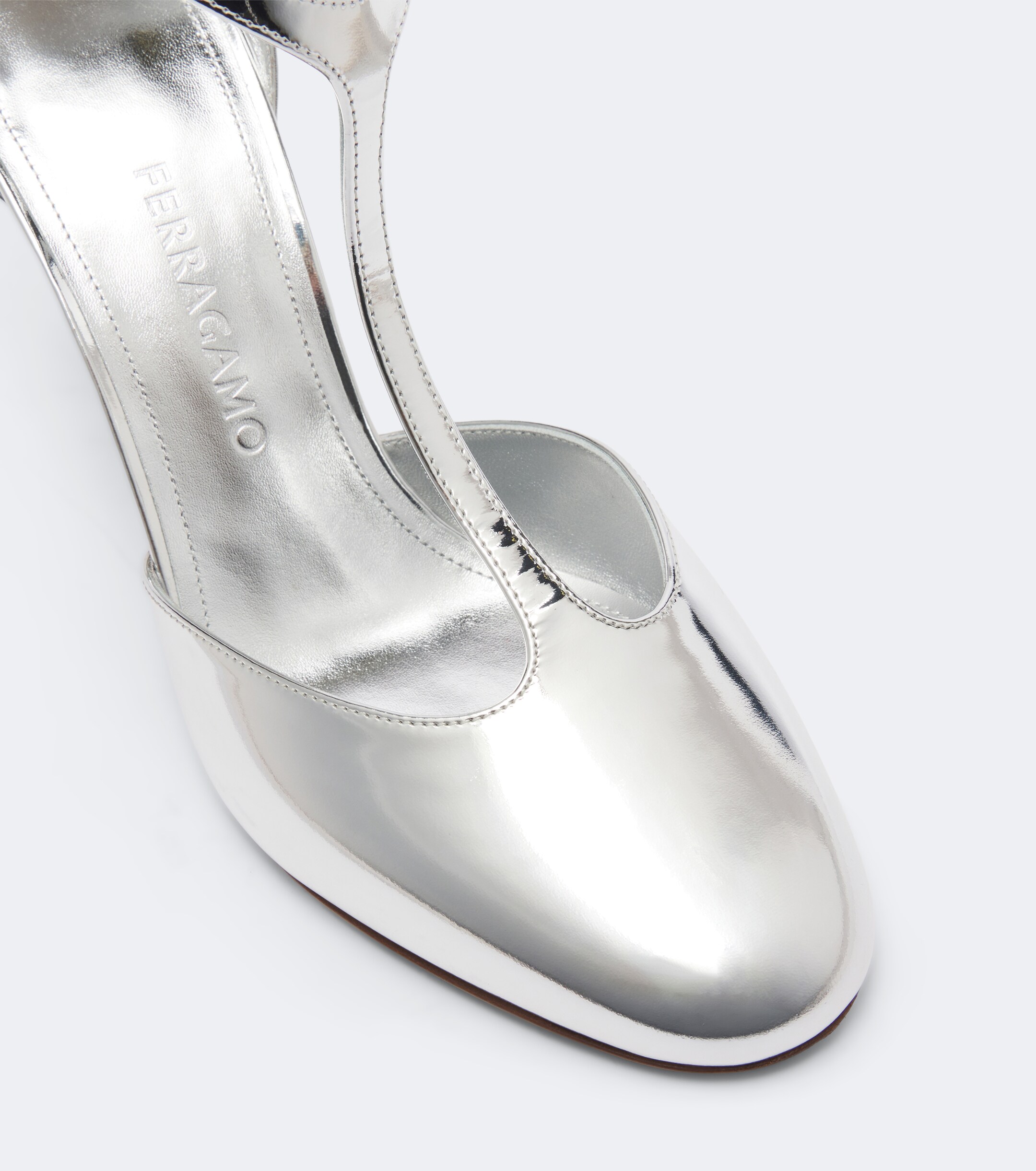Ferragamo Ferragamo Tildea metallic leather slingback pumps
