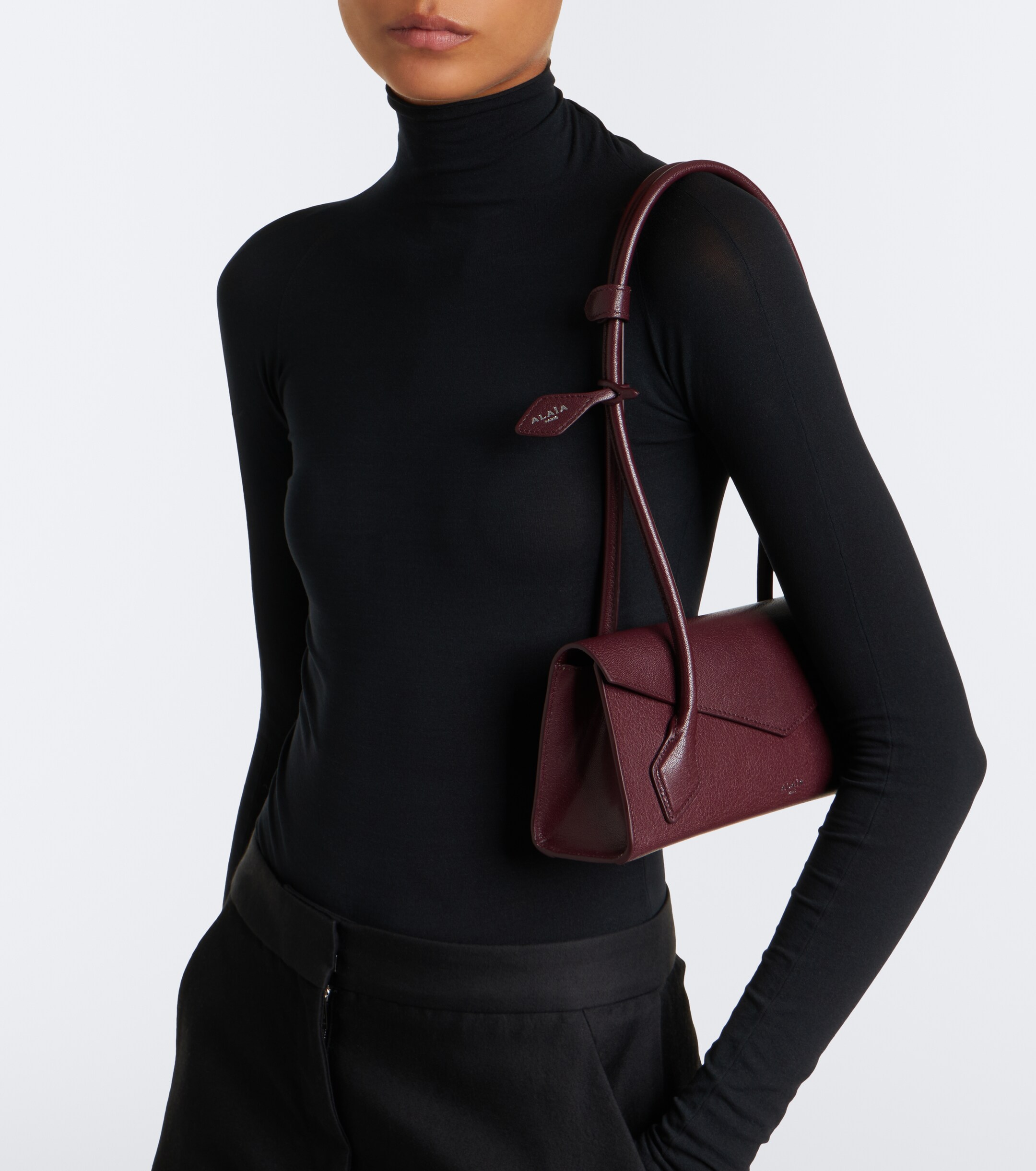 Alaïa Le Teckel Small leather shoulder bag
