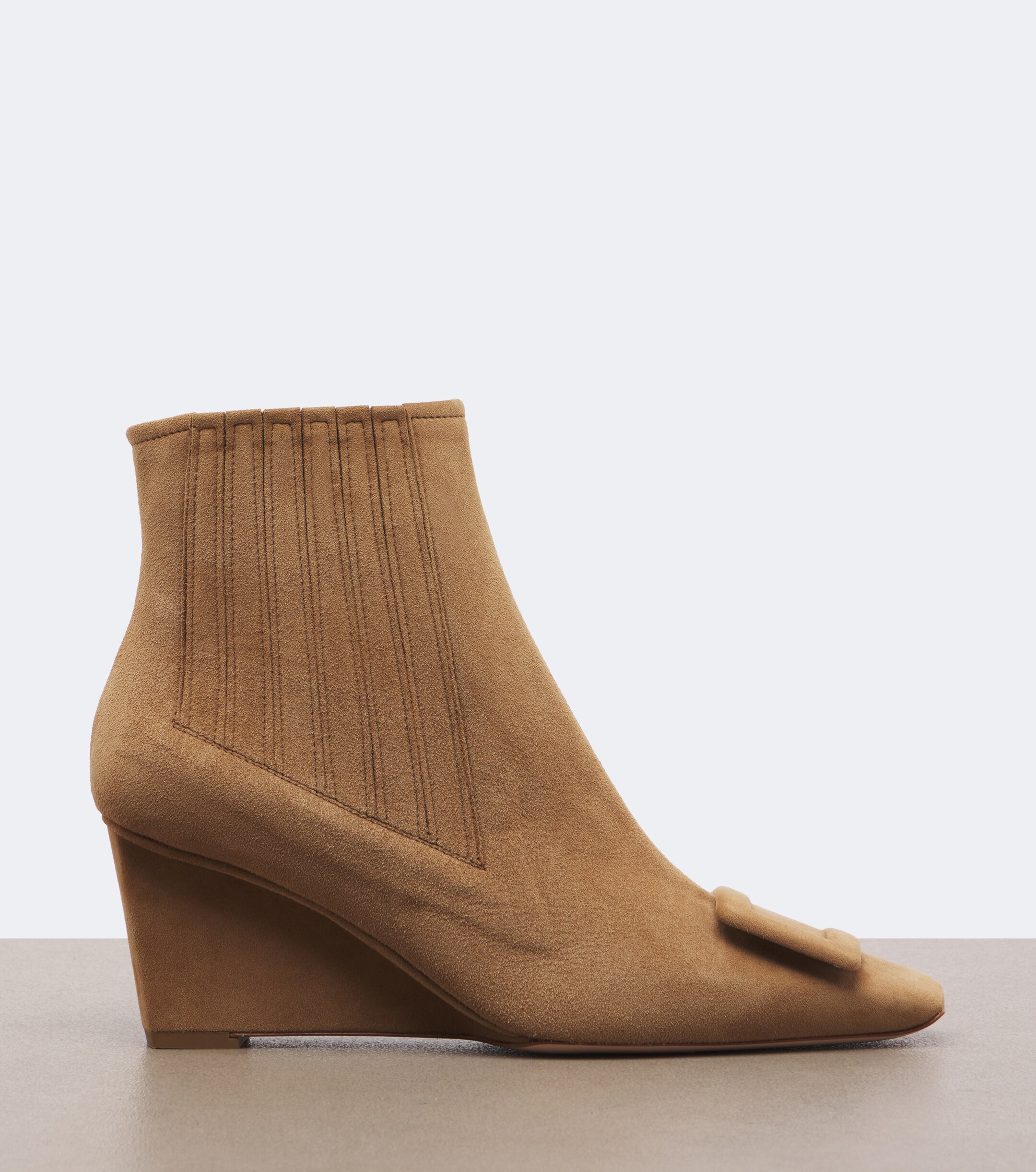 ROGER VIVIER Roger Vivier Belle Vivier suede wedge ankle boots