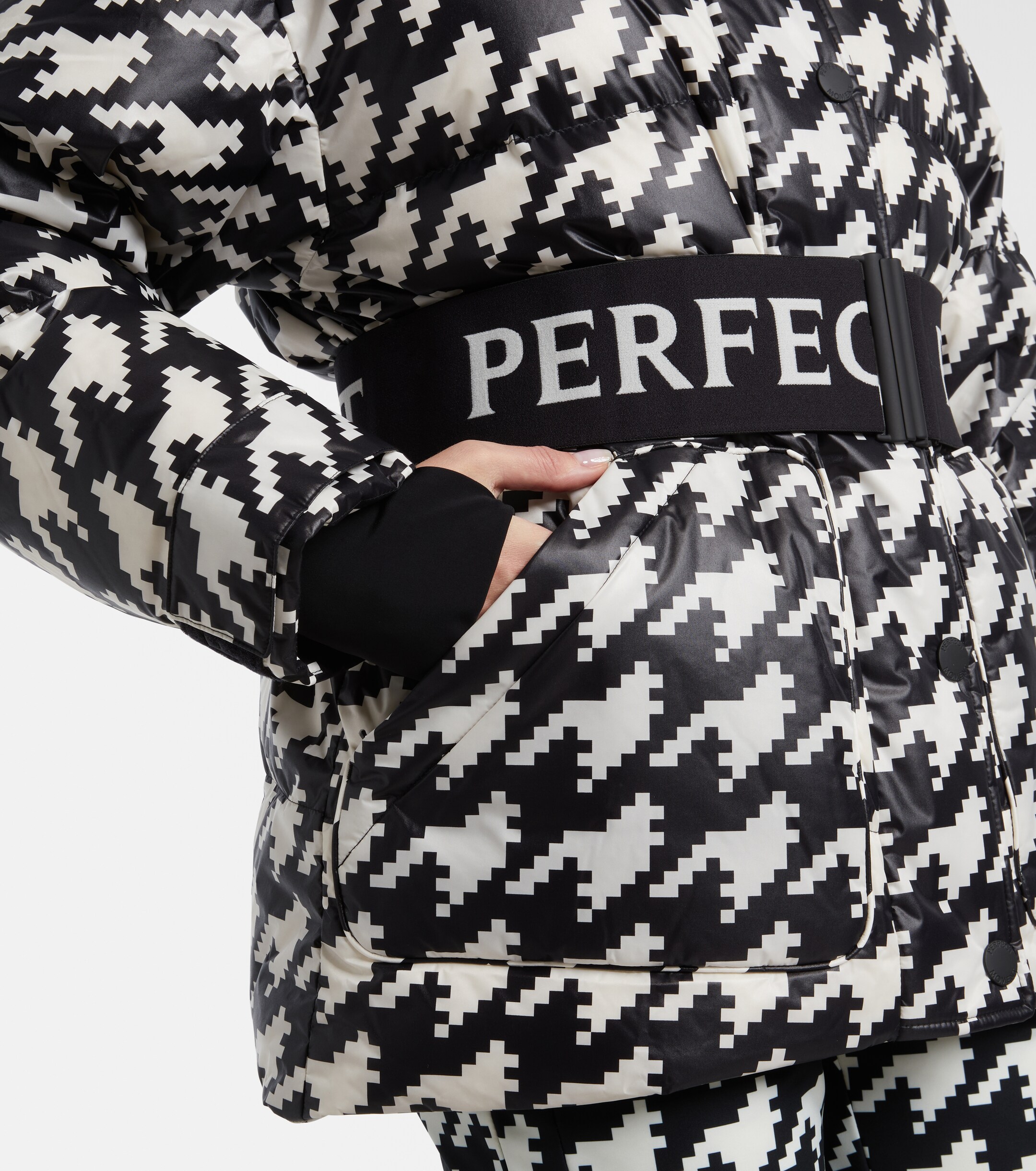 PERFECT MOMENT Perfect Moment Cortina houndstooth ski jacket