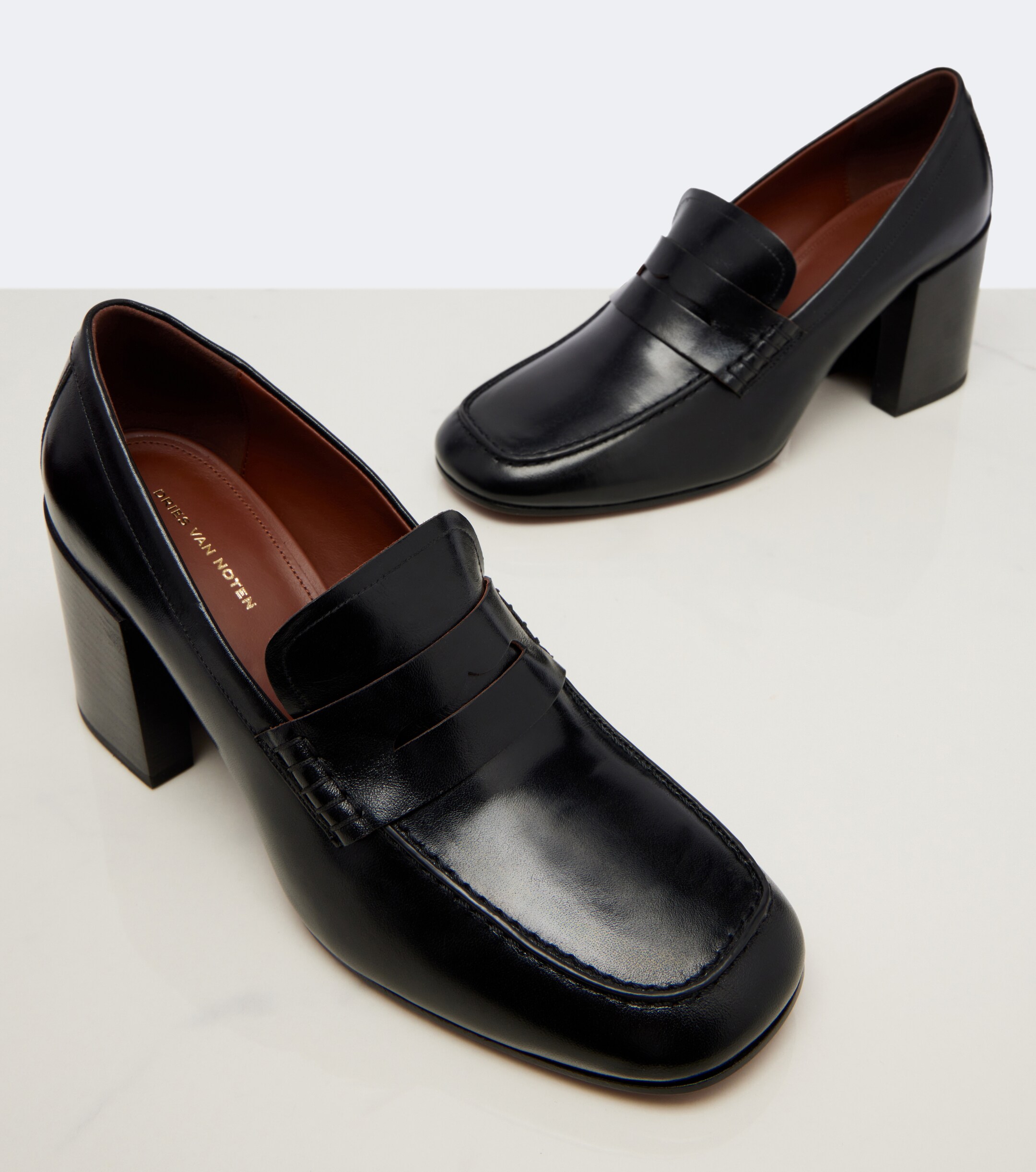 Dries Van Noten Dries Van Noten Leather penny loafers